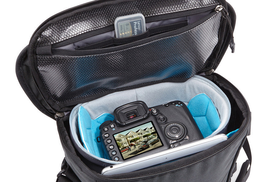 Thule Covert DSLR Camera Bag - Waterproof & Durable Shoulder Satchel for Photographers - Perfect for Travel, Hiking & Outdoor Photography