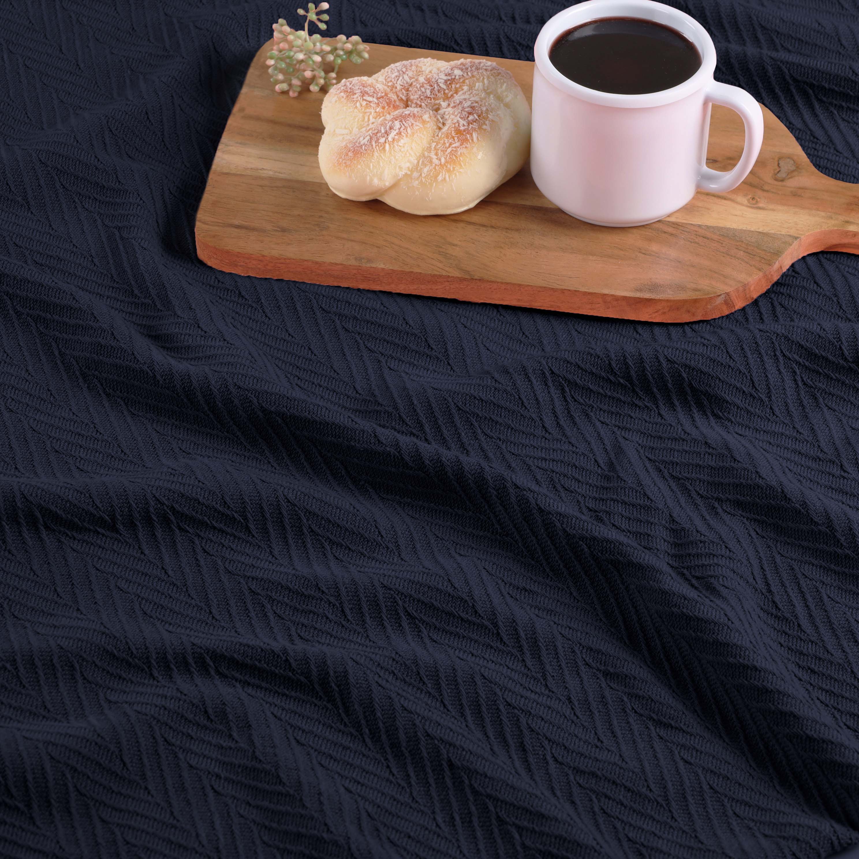 Soft All-Season Chevron Cotton Bed Blanket & Sofa Throw - Cozy Home Decor for Living Room, Bedroom, and Travel