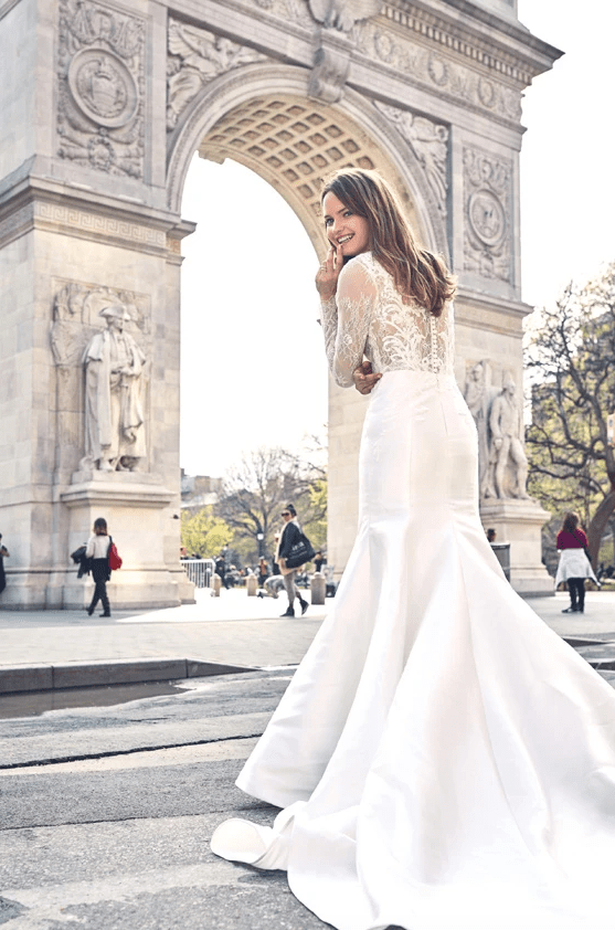 Bliss by Monique Lhuillier BL18117 Wedding Dress - Size 8 | Elegant Bridal Gown for Church Ceremony & Reception