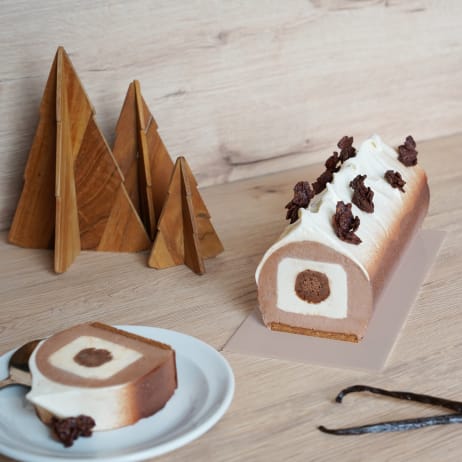 VALRHONA Guanaja 70% Dark Chocolate Couverture Bar - Premium Baking Chocolate for Desserts, Pastries & Professional Chefs
