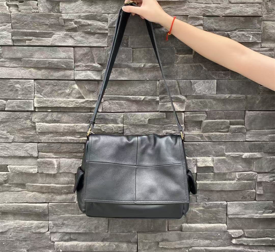 Stylish Genuine Leather Messenger Bag for Men & Women - Perfect for Work, Travel & Everyday Use