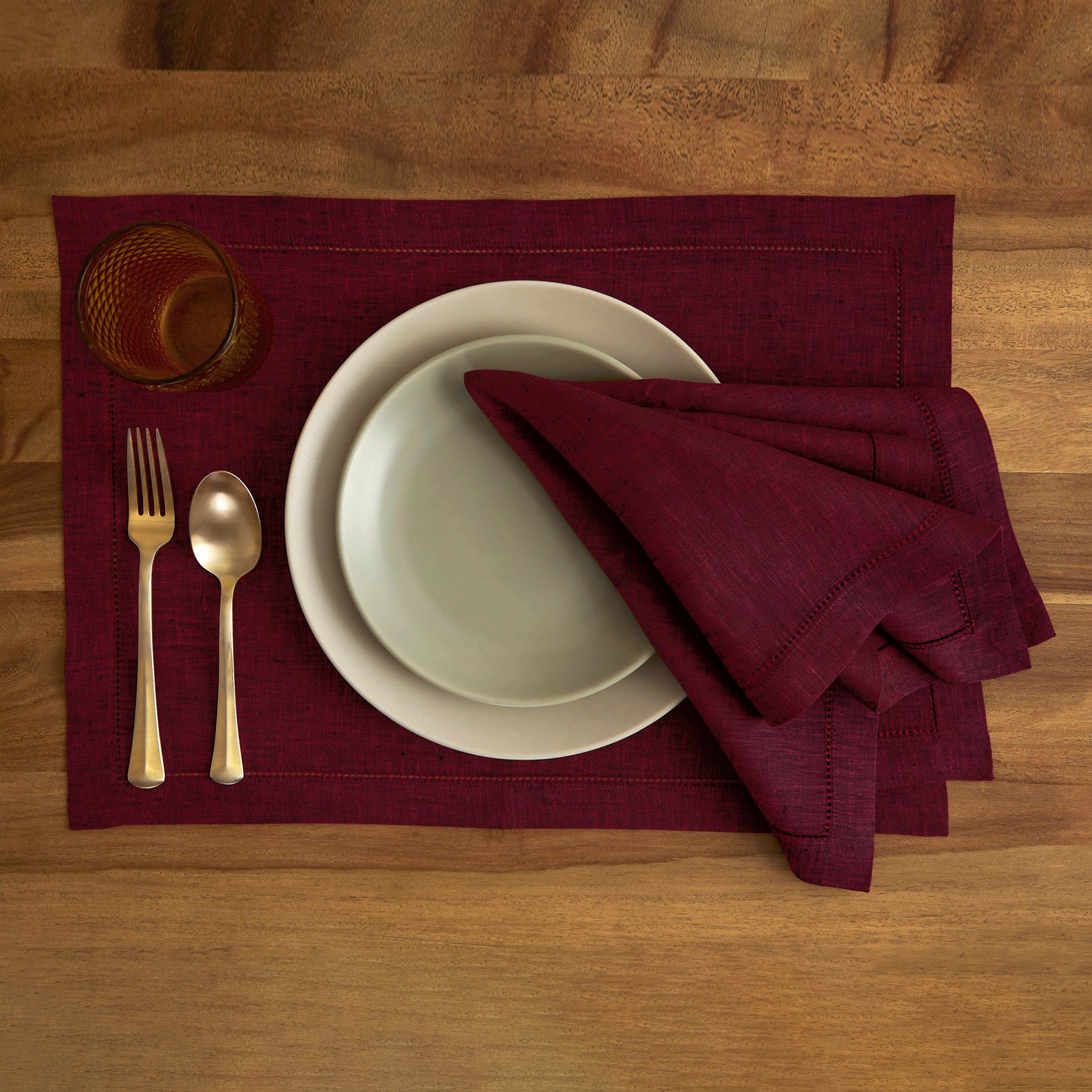Premium Milan Placemats Set of 4 - Waterproof & Heat-Resistant Dining Table Mats for Kitchen, Dining Room, or Outdoor Use - Elegant Home Decor & Perfect for Dinner Parties, Holidays, and Everyday Meals