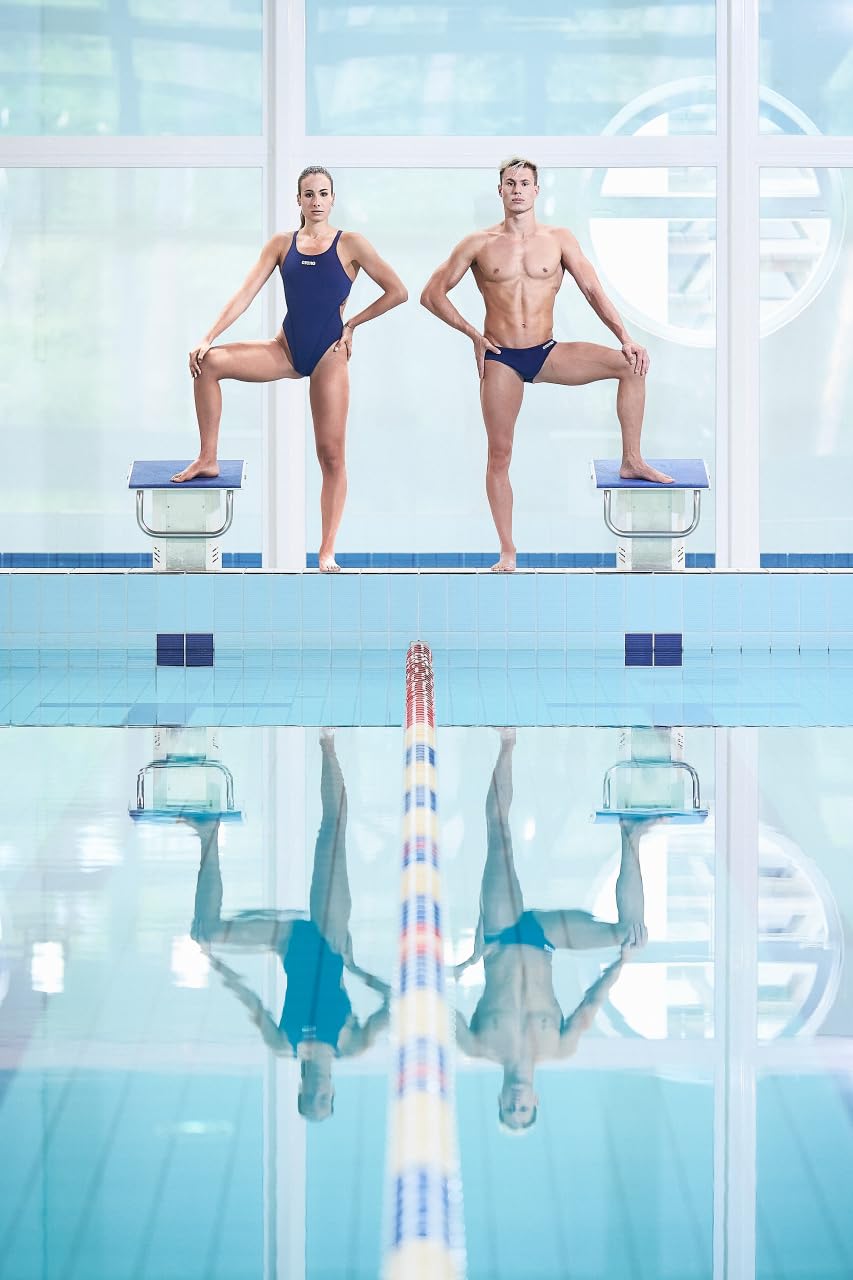 Arena Women's Solid Team Challenge One Piece Swimsuit - High Performance Competitive Swimwear for Training & Racing - Perfect for Pool, Beach & Water Sports