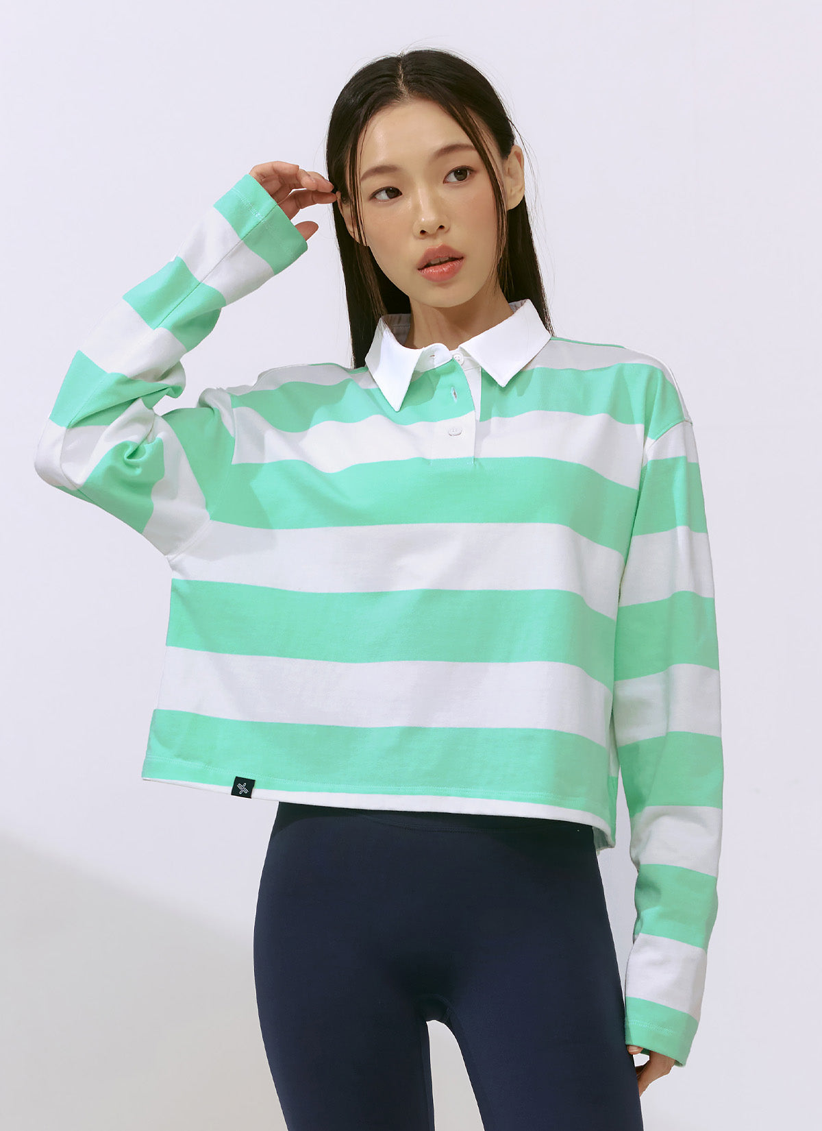 Trendy Stripe Over Fit Crop Long Sleeve Top for Women | Fashionable Workout & Casual Wear | Perfect for Yoga, Gym & Everyday Outfits