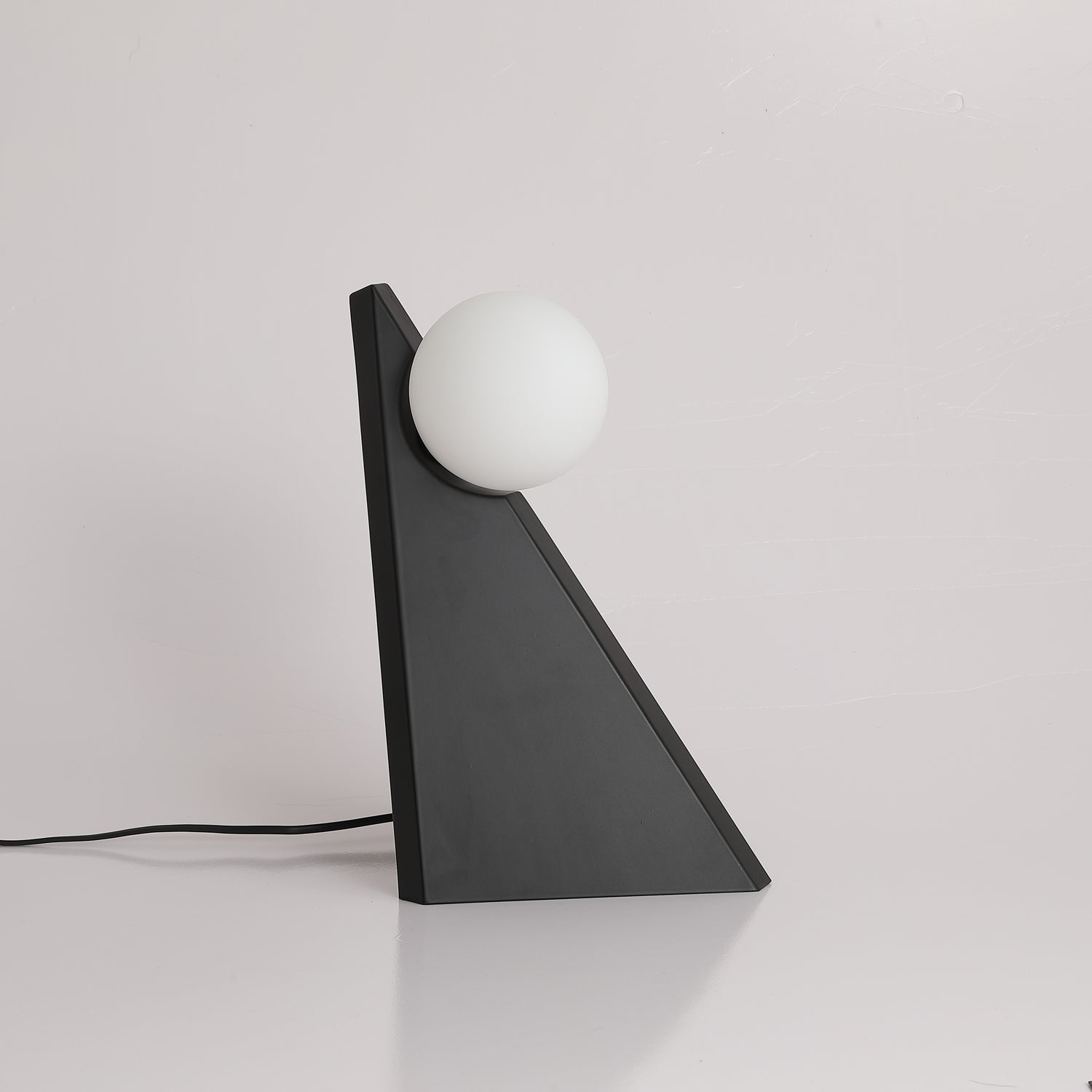 Elegant Noir Roy Table Lamp - Modern Bedside & Living Room Lighting for Home Decor