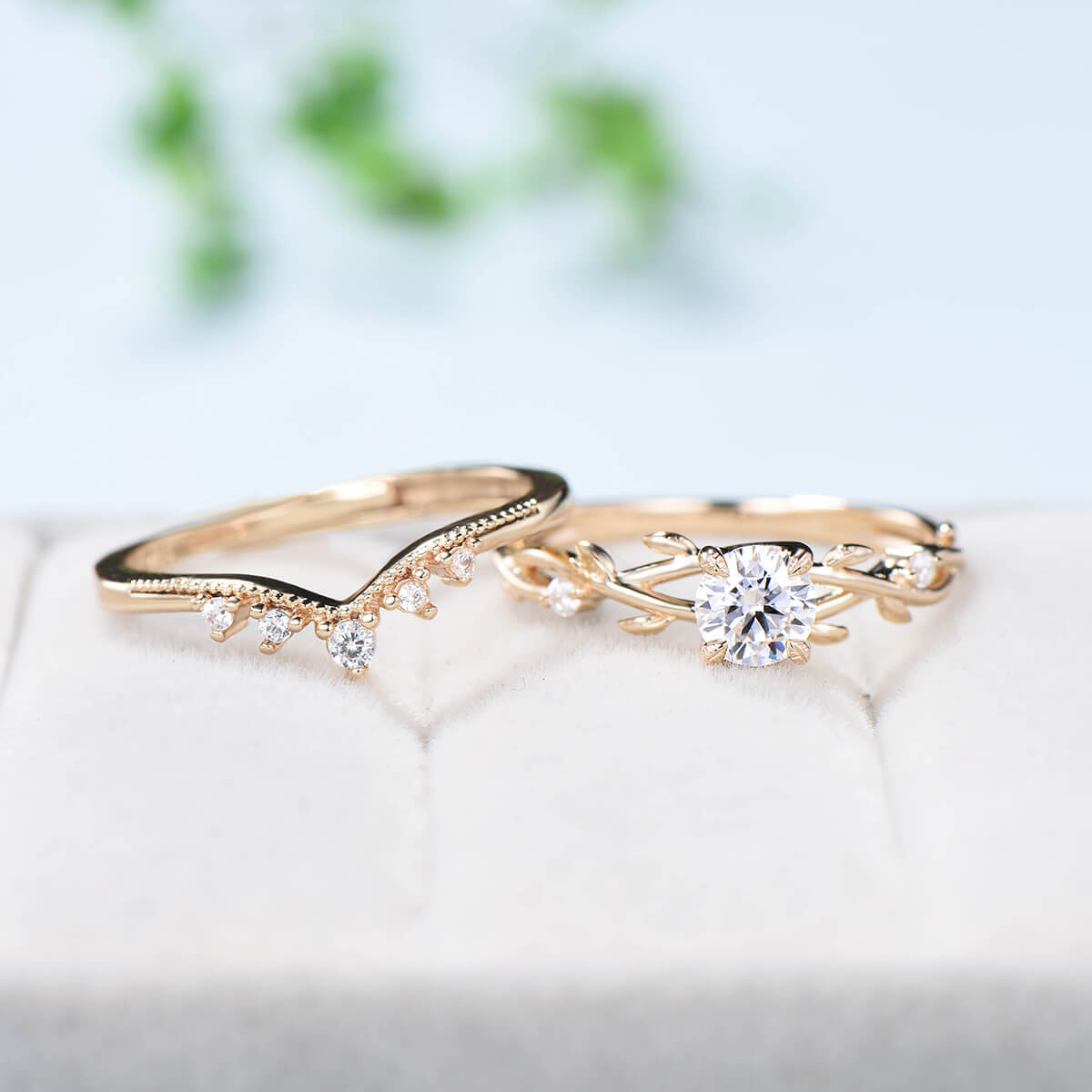 5mm Round Brilliant Moissanite Engagement Ring Set - Nature Inspired Leaf Branch Wedding Band, Unique Twig Bridal Jewelry for Women | Perfect for Proposals, Anniversaries & Romantic Occasions