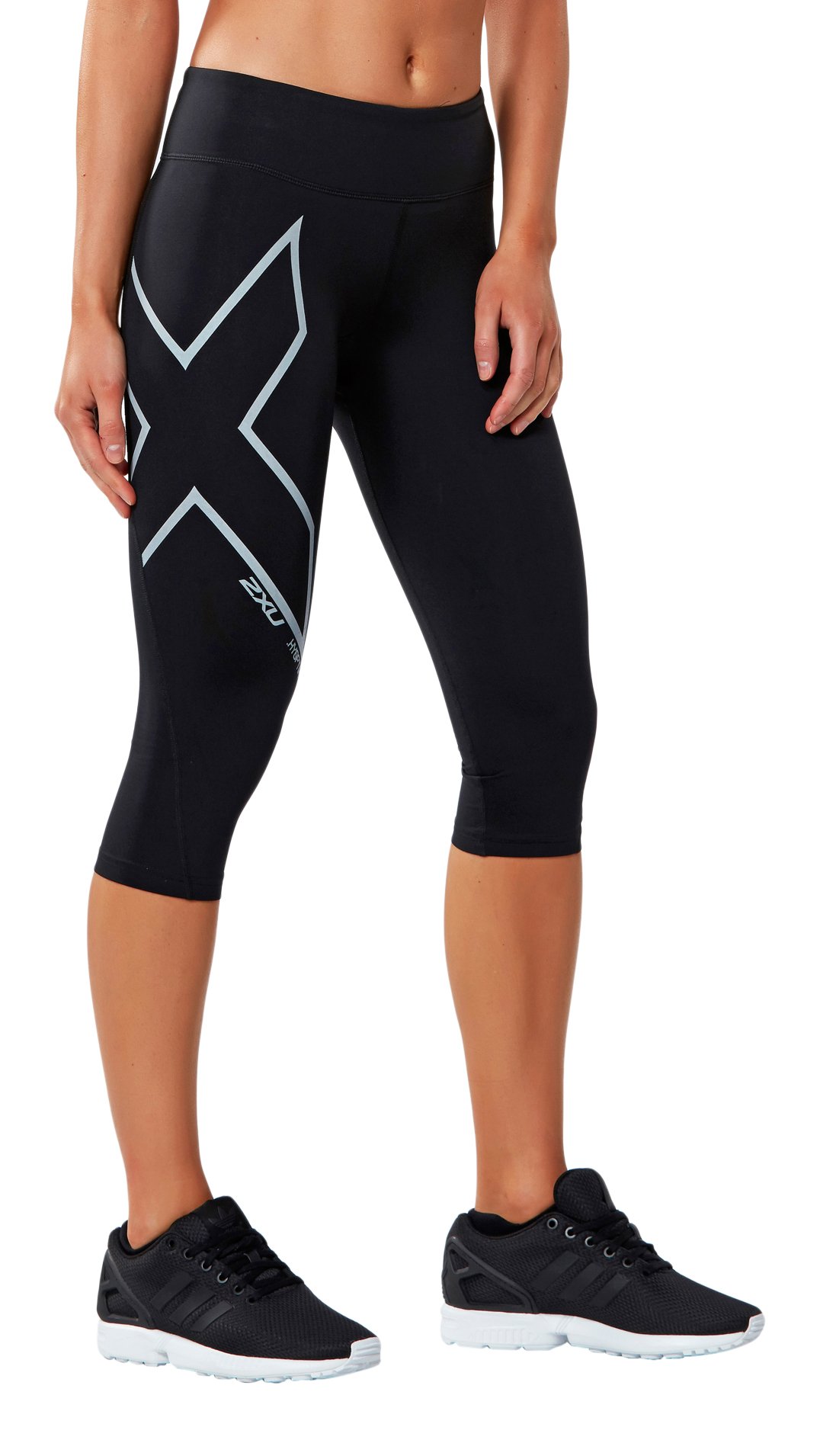2XU Women's 3/4 Hyoptik Thermal Compression Tights - High Performance Running & Cold Weather Workout Leggings for Cycling, Yoga & Winter Sports