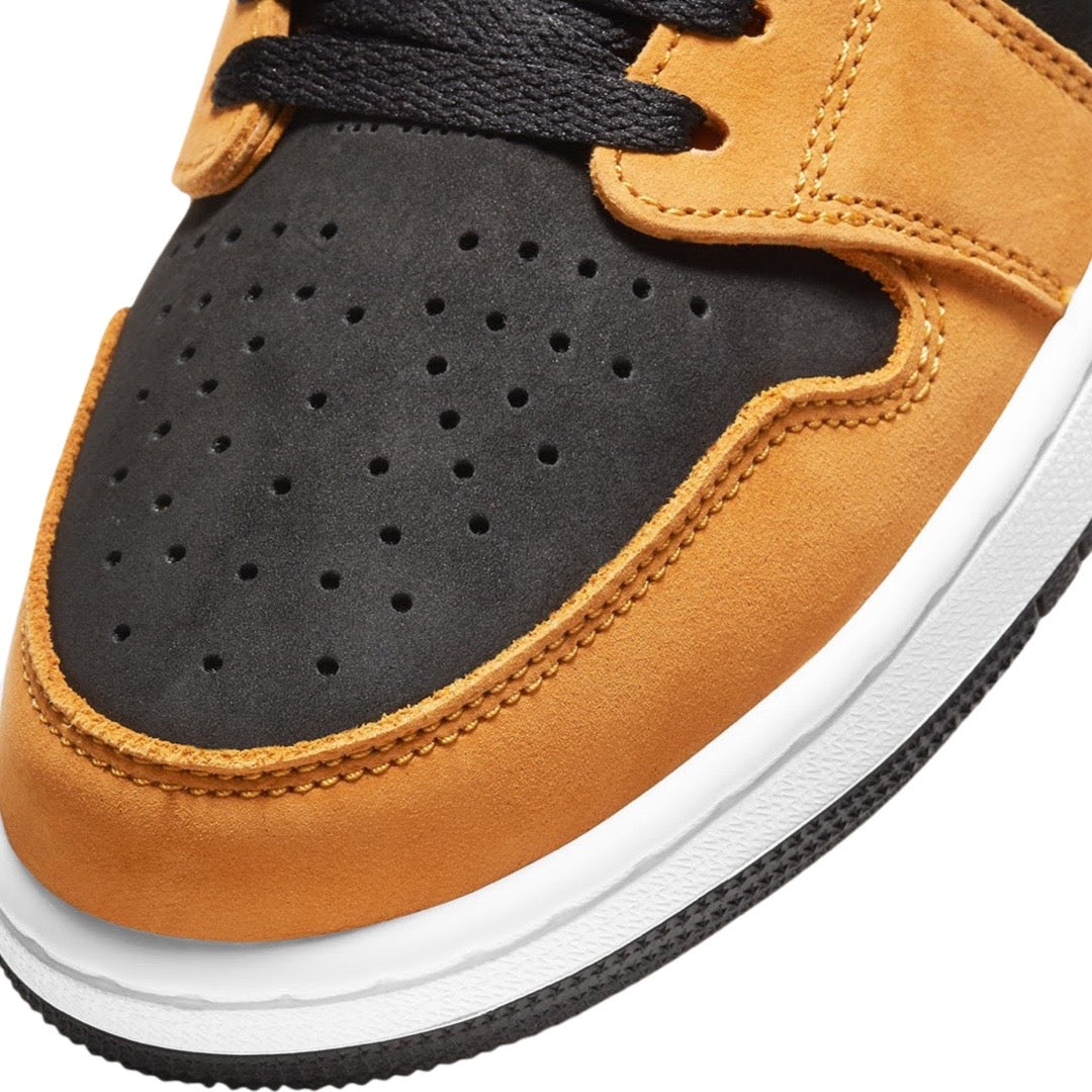 Air Jordan 1 Retro High CMFT Sneakers - Black Monarch White Colorway - Men's Basketball Shoes for Casual Wear & Street Style