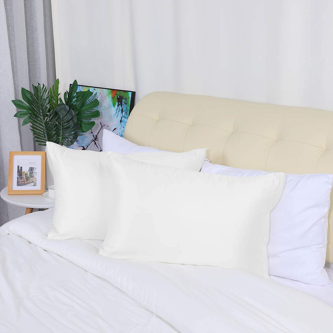 PiccoCasa 4-Pack Luxury Satin Pillowcases with Zipper - Super Soft Silky Pillow Covers (14x20 Inches) for Bedroom, Travel & Home Decor - White Satin Pillow Cases for Ultimate Comfort