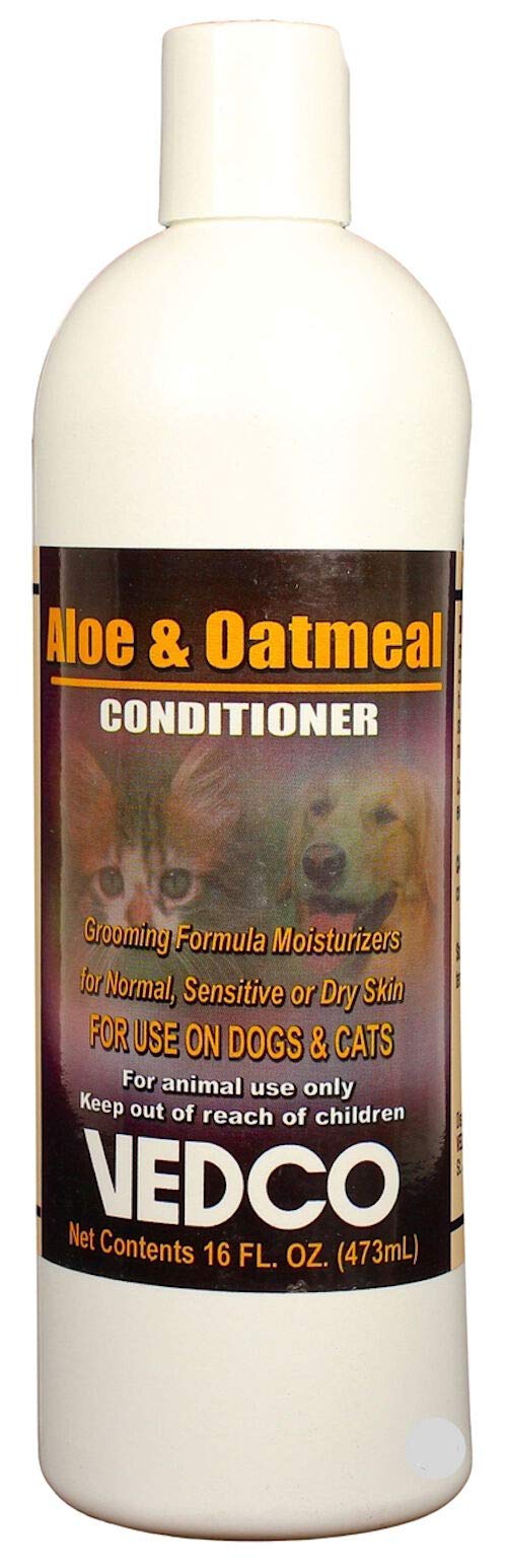 Vedco Aloe & Oatmeal Conditioner for Dogs & Cats - 16 fl oz | Soothing Dry Itchy Skin, Promotes Healthy Coat | Perfect for Bathing & Grooming Pets at Home