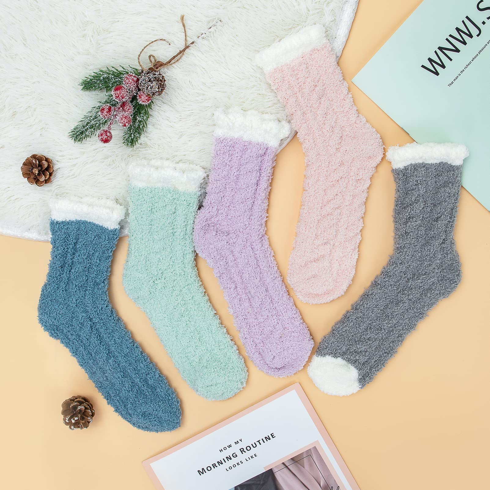Women's Fuzzy Cat Socks - 5 Pairs Cozy Winter Warm Slippers for Christmas Gifts