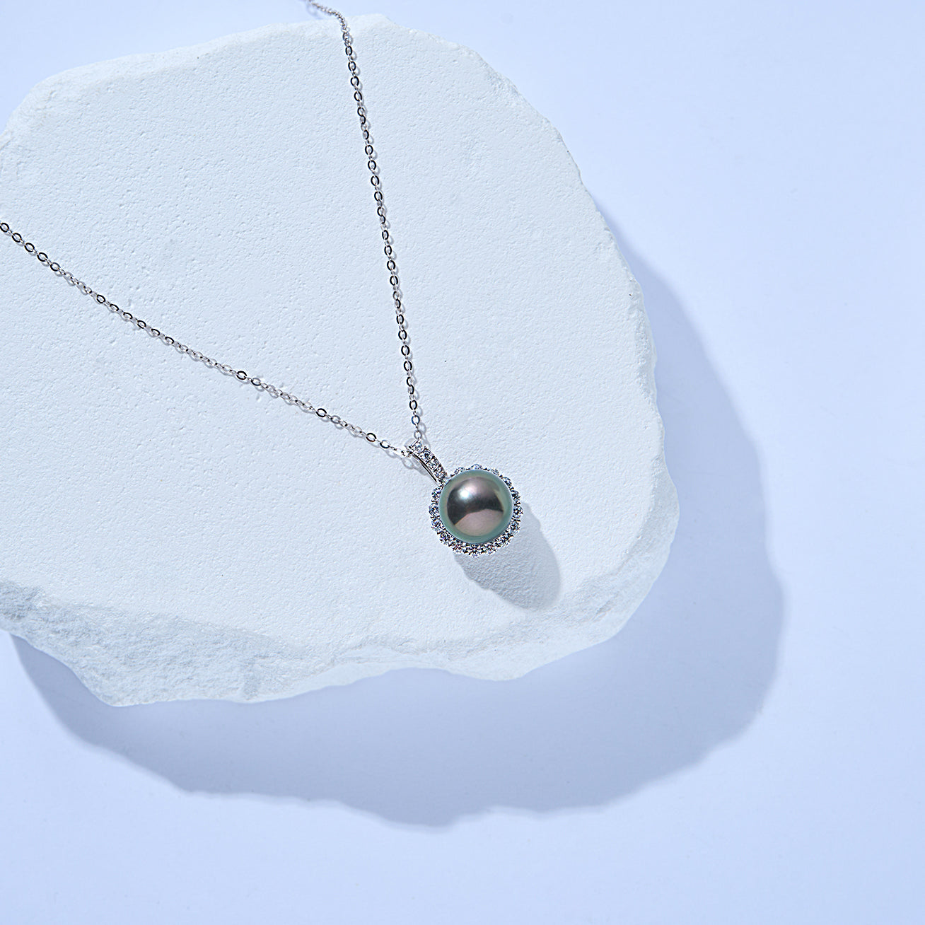 18K Solid Gold Tahitian Pearl Necklace - Genuine Saltwater Cultured Pearl Jewelry for Women, Elegant Gift for Wedding, Anniversary & Special Occasions