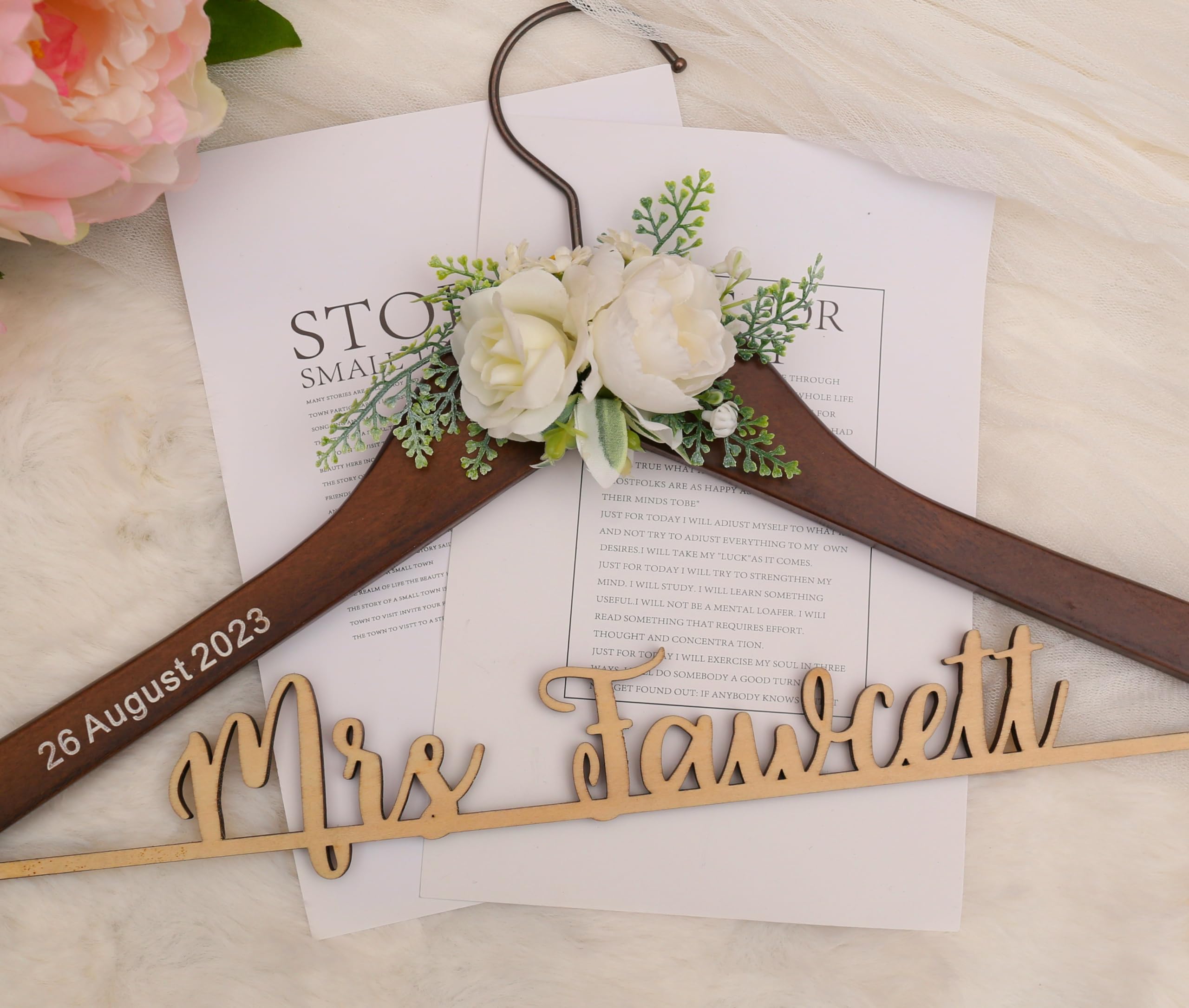 Personalized Wooden Bride Hanger - Custom Wedding Hanger with Engraved Name - Perfect for Brides, Bridesmaids & Doctors - Unique Gift for Weddings, Bridal Showers & Special Occasions