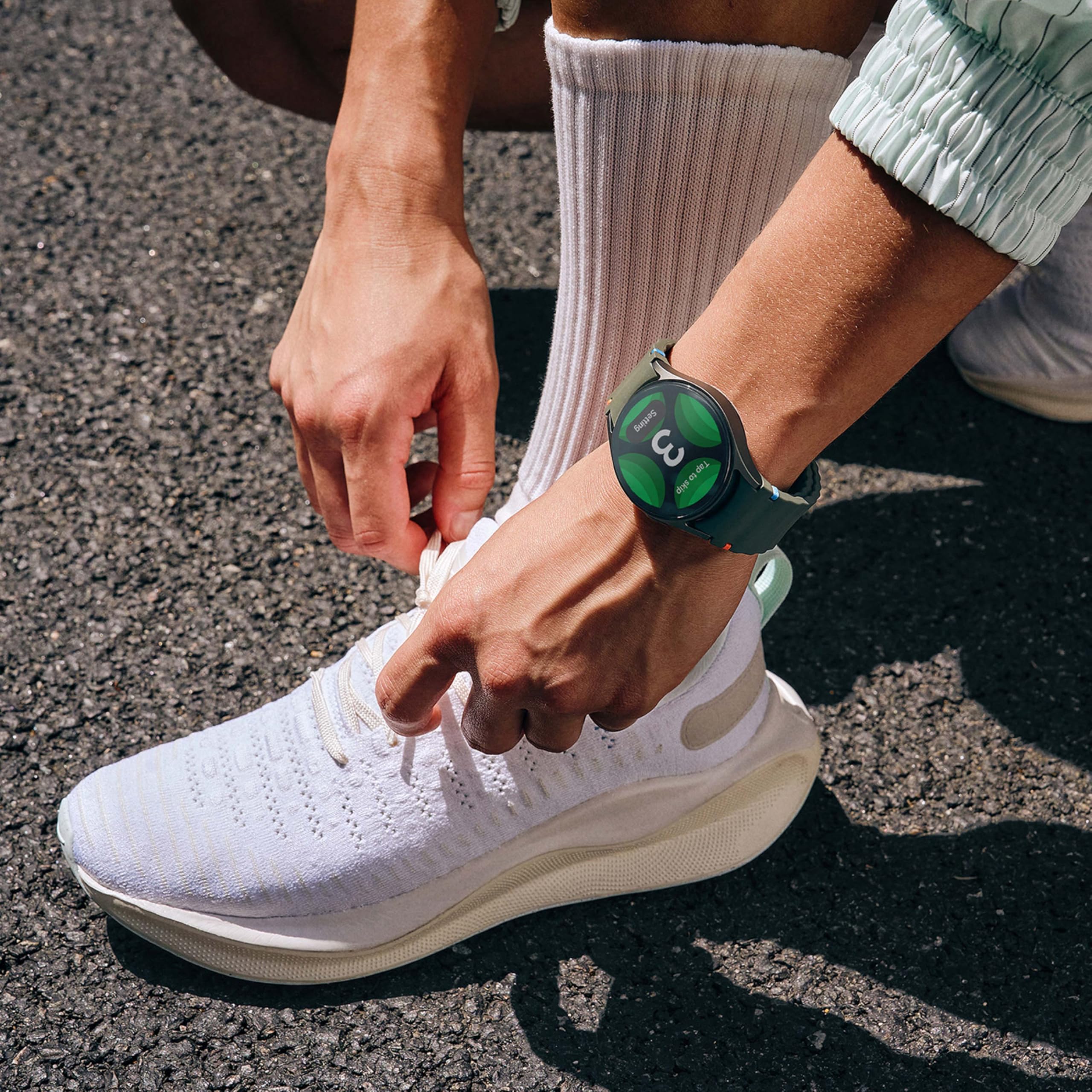 Samsung Galaxy Watch 7 44mm Bluetooth Smartwatch - AI-Powered Fitness Tracker with Heart Rate Monitor, Sleep Tracking, Energy Score & Wellness Tips | 2024 US Version (Green) | Perfect for Workouts, Running & Daily Health Monitoring
