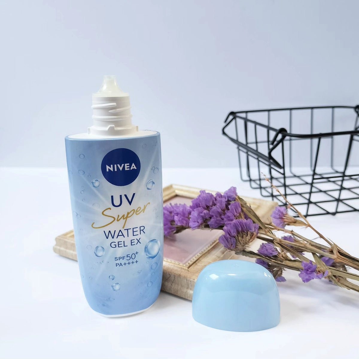 Nivea UV Super Water Gel SPF 50+ PA+++ Sunscreen - 80g Waterproof Face & Body Sun Gel for Daily Protection - Perfect for Beach, Swimming & Outdoor Activities