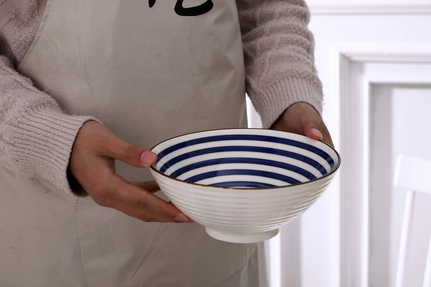 4-Piece Porcelain Bowl Set for Ramen, Pho & Salads - 8-inch, 35oz