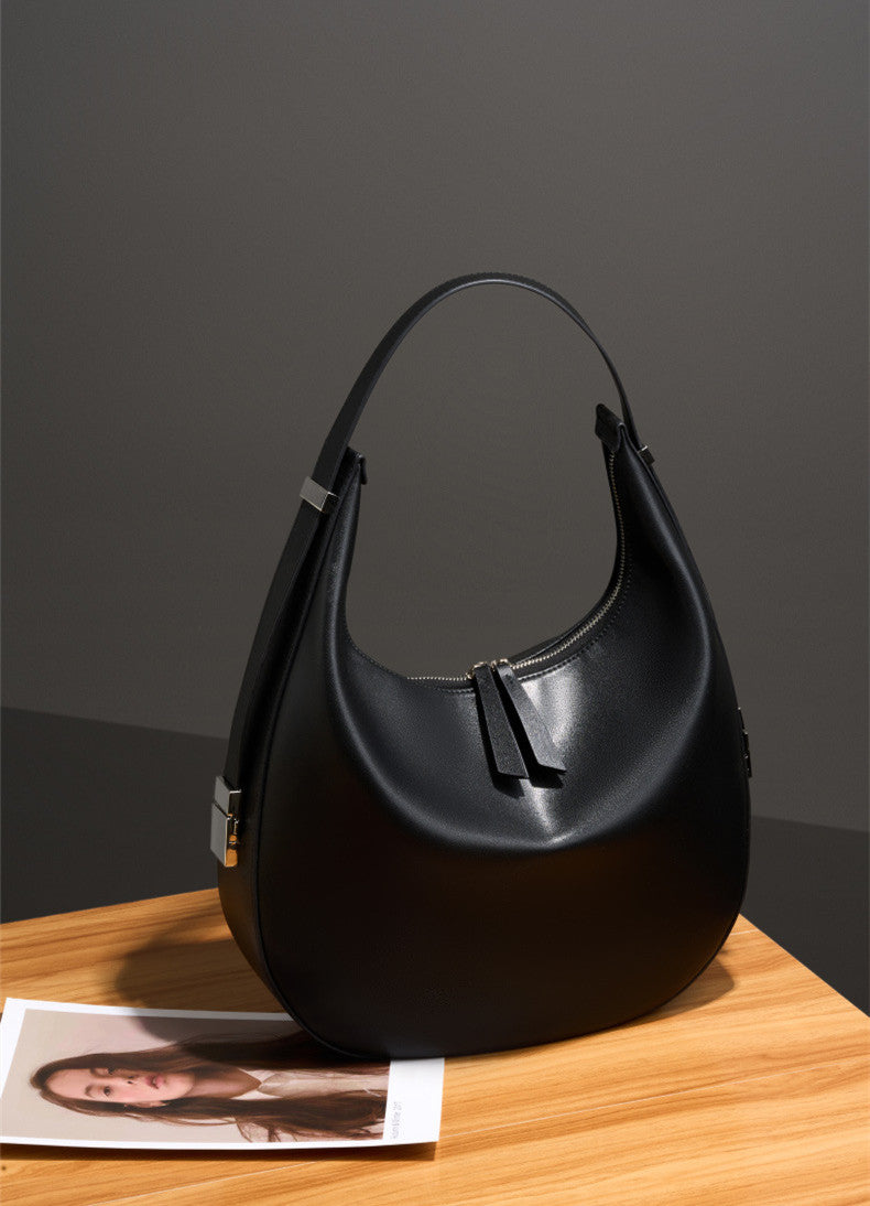 Stylish Curved Crescent Shoulder Bag for Women - Fashionable Crossbody Purse with Adjustable Strap, Perfect for Daily Use, Travel & Shopping
