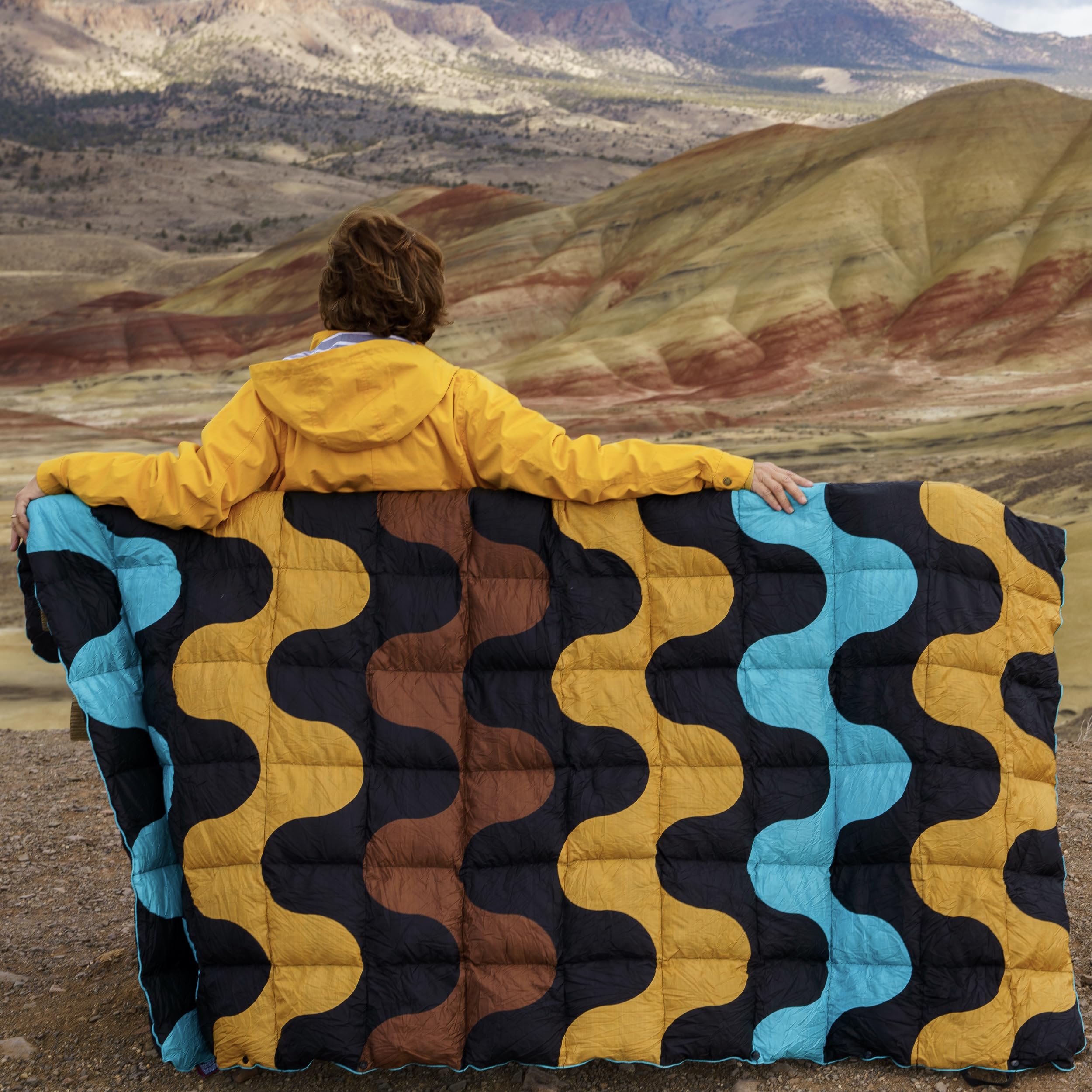 Horizon Hound Down Camping Blanket - Lightweight Waterproof Outdoor Travel Quilt for Camping, Hiking, Picnics & Festivals | Sustainable Insulated Warm Gear | Perfect for Backpacking, Beach Trips & Stadium Events