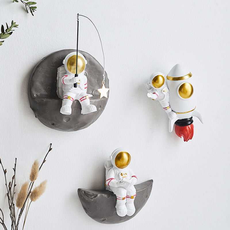 Kids Astronaut Wall Shelf Decor - Space Themed Floating Shelves for Bedroom & Playroom - Perfect for Organizing Toys, Books & Displaying Collectibles