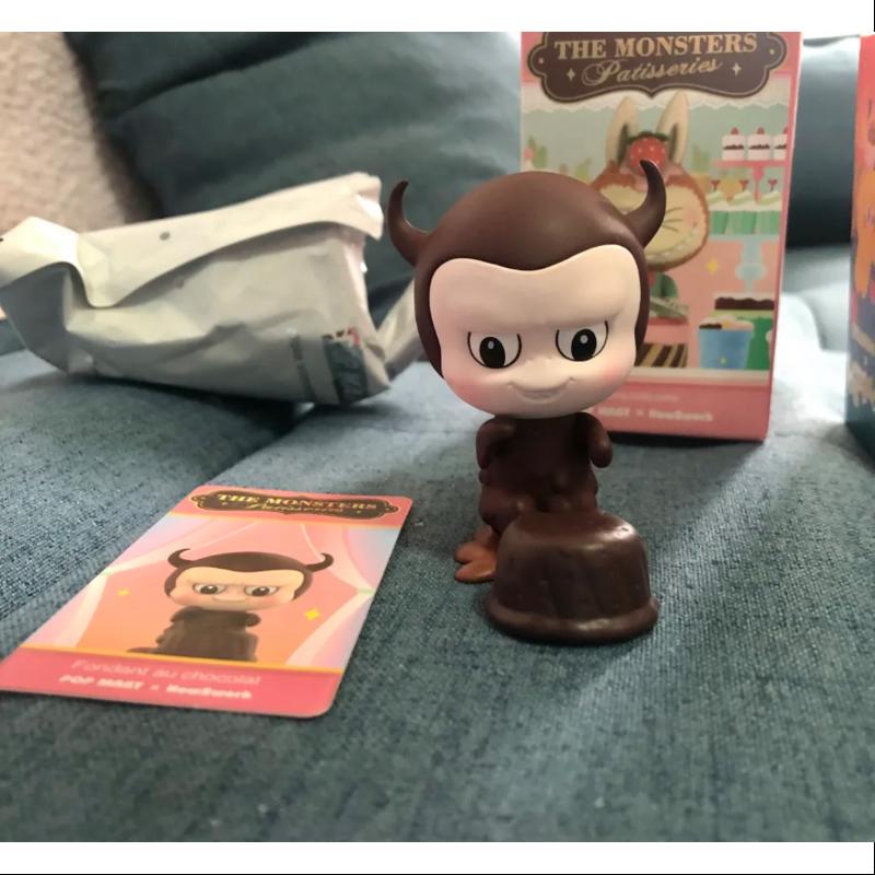 Labubu The Monsters Patisserie Series Fondant au Chocolat - Cute Collectible Vinyl Figure for Anime Lovers, Perfect for Display, Gifts and Home Decoration