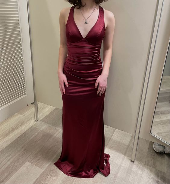 Elegant Burgundy Mermaid Prom Dress with V-Neck - Long Evening Gown for Homecoming, Formal Parties & Special Occasions - Style J4189