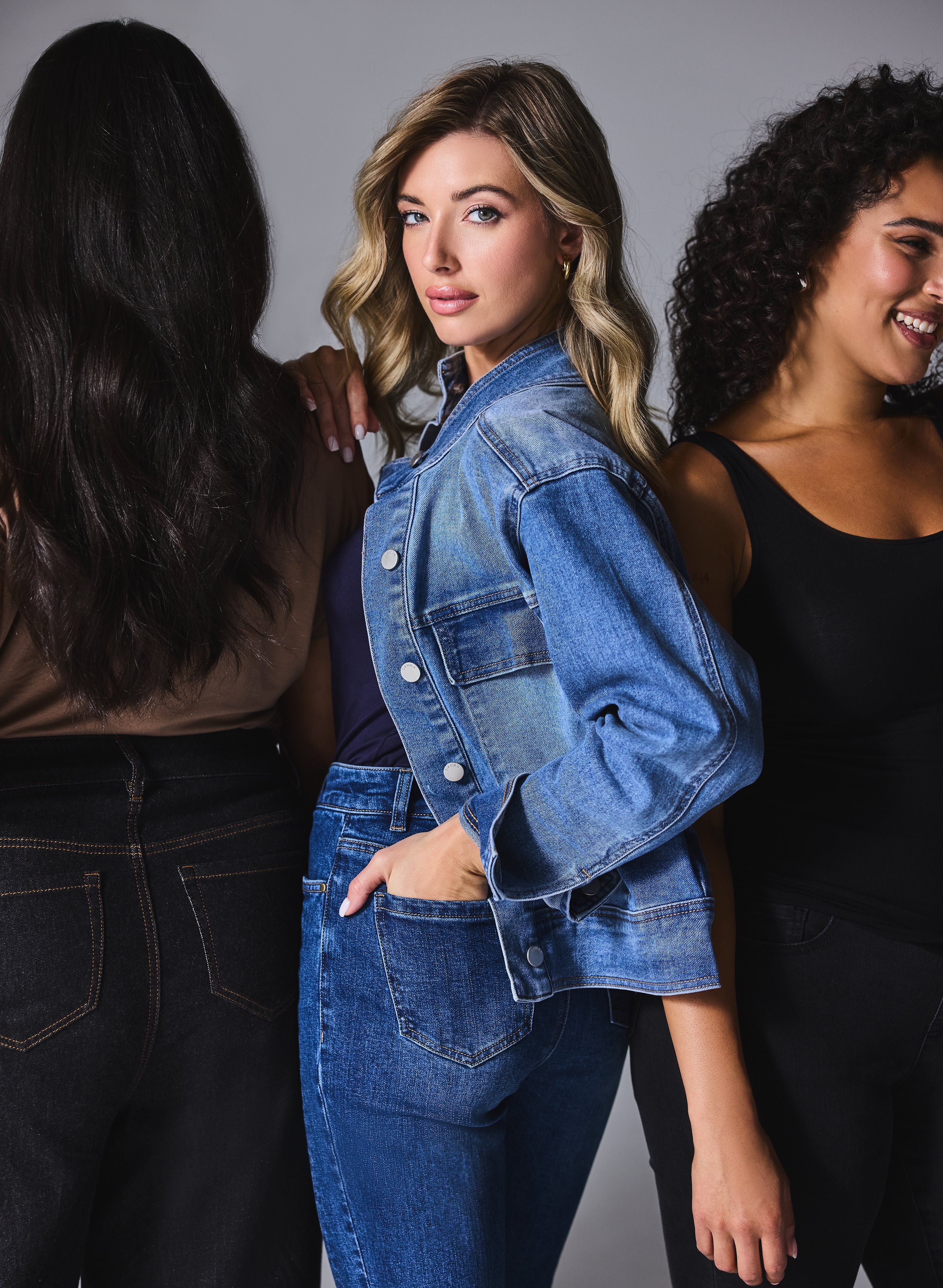 Denim On Denim 3010338 0916 441 Look5 - Stylish Women's Distressed Denim Jacket with Ripped Details | Perfect for Casual Outfits, Streetwear Fashion and Everyday Wear