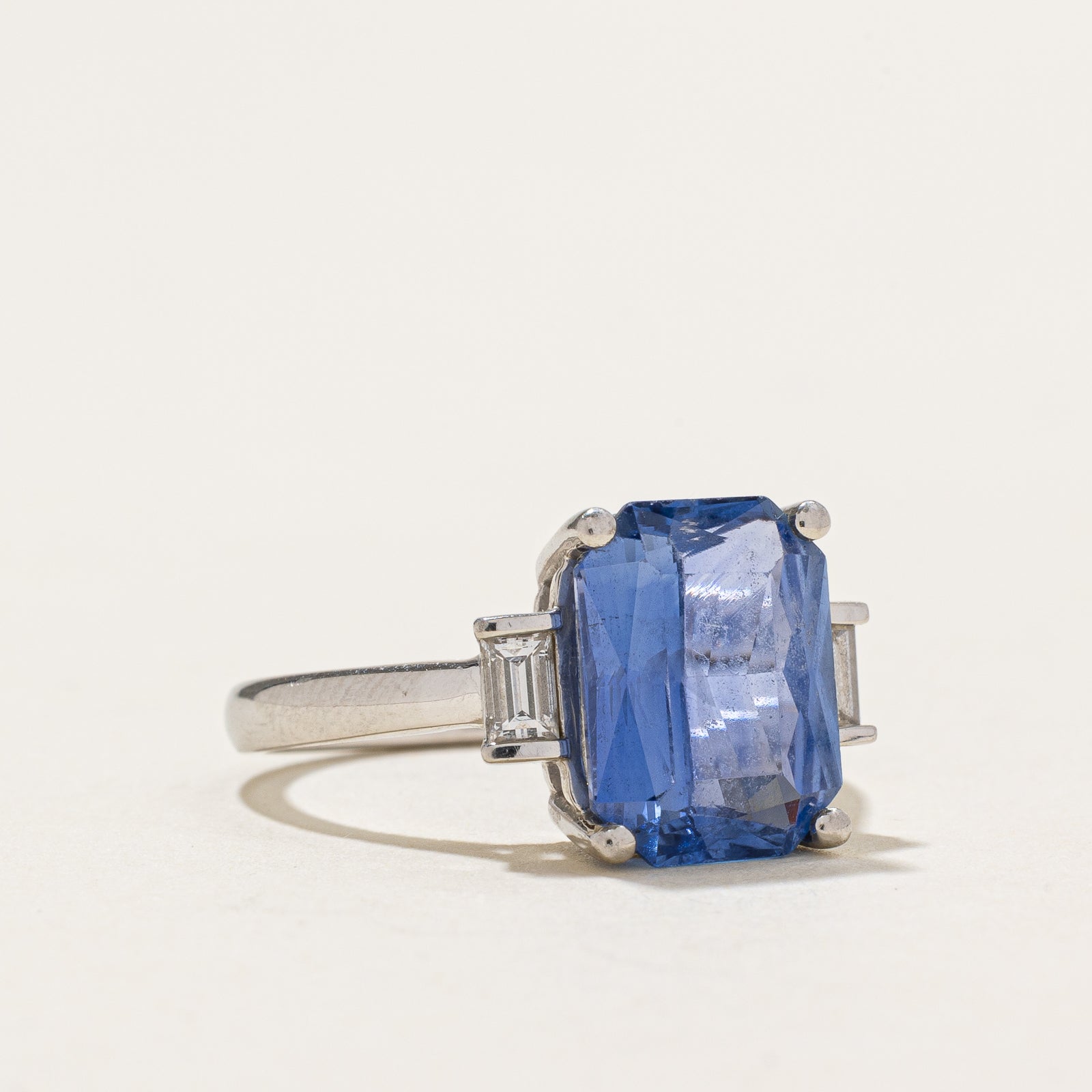 Vintage 1997 London Sapphire and Diamond Ring - 5.25ct Blue Sapphire with 0.25ct Diamond Accents - Size 6.25 - Elegant Jewelry for Weddings, Anniversaries & Special Occasions