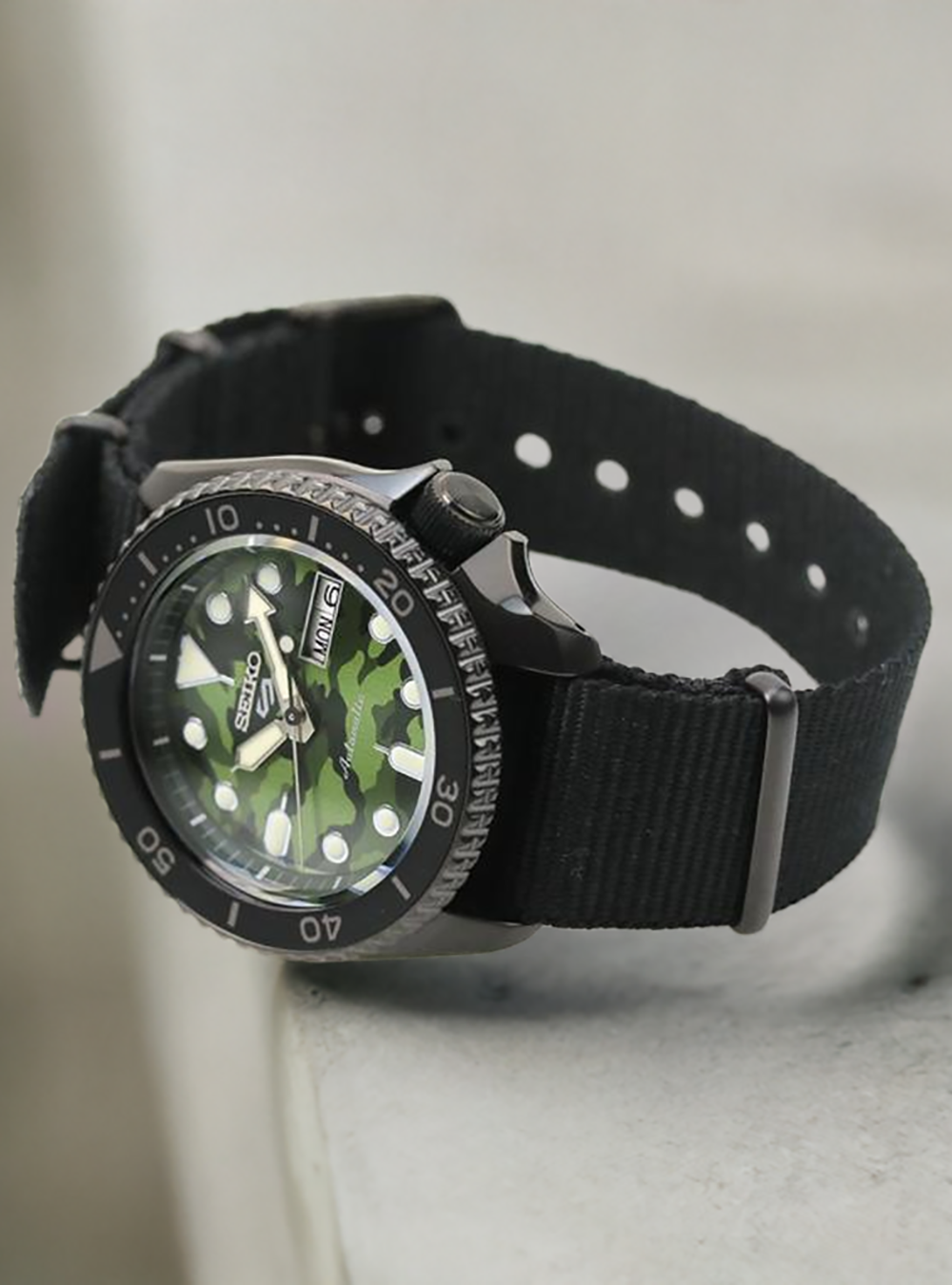 SEIKO 5 Sports Automatic Watch for Men - SKX Series SBSA173 / SRPJ37 - Japan Made JDM - Durable Stainless Steel & Hardlex Crystal - Perfect for Diving, Swimming & Everyday Wear