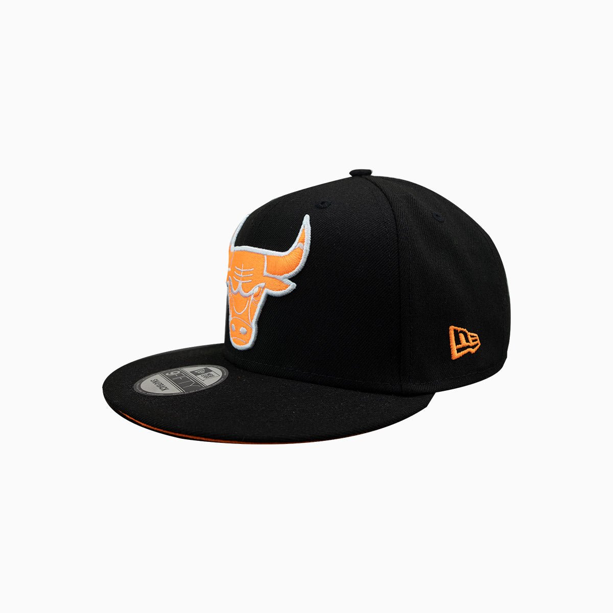 Chicago Bulls 6X NBA World Champions Snapback Hat - Official 9Fifty Adjustable Baseball Cap for Men & Women - Perfect for Basketball Games, Sports Events & Streetwear Fashion