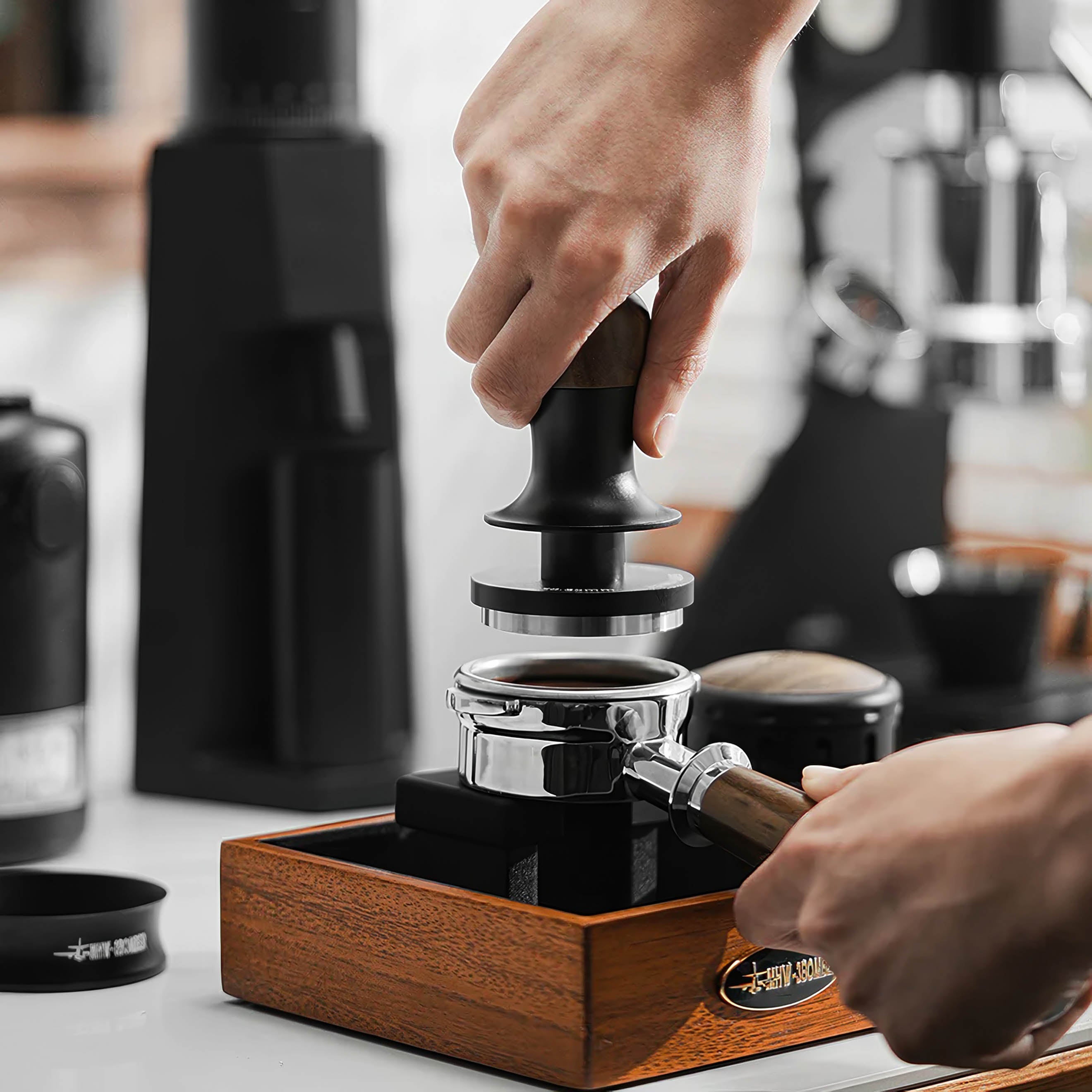 Premium 30lbs Constant Pressure Espresso Tamper - Professional Barista Coffee Tool for Perfect Tamping | Ideal for Home & Cafe Use