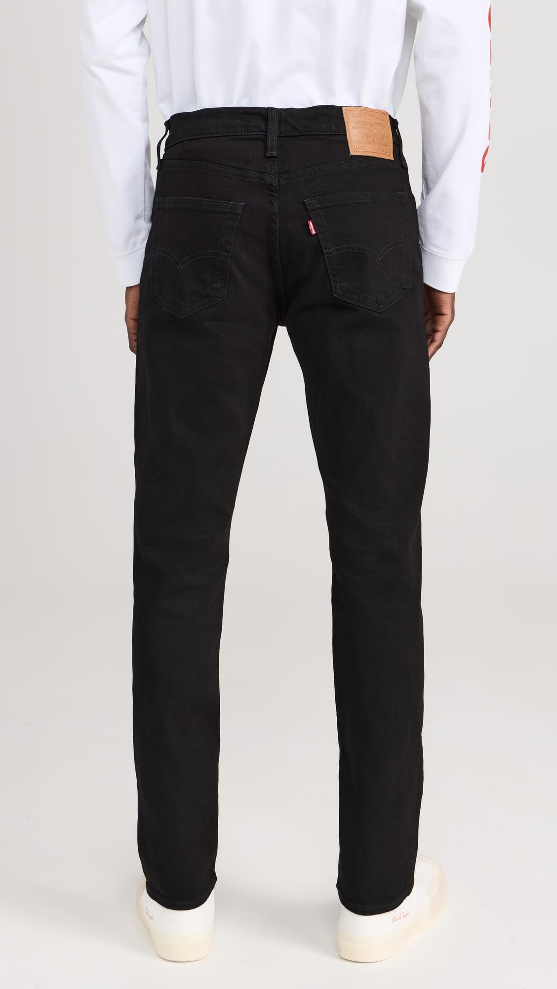 Levi's Men's 501 Slim Fit Jeans - Classic Denim Pants for Casual Wear & Everyday Style | Perfect for Work, Dating & Weekend Outfits