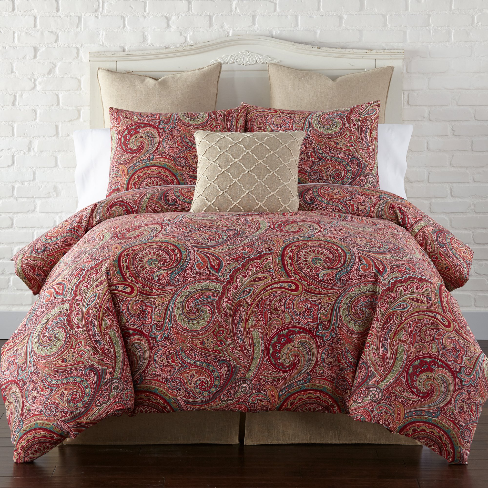 Levtex Home Spruce Red Duvet Cover Set - Full/Queen Size 90
