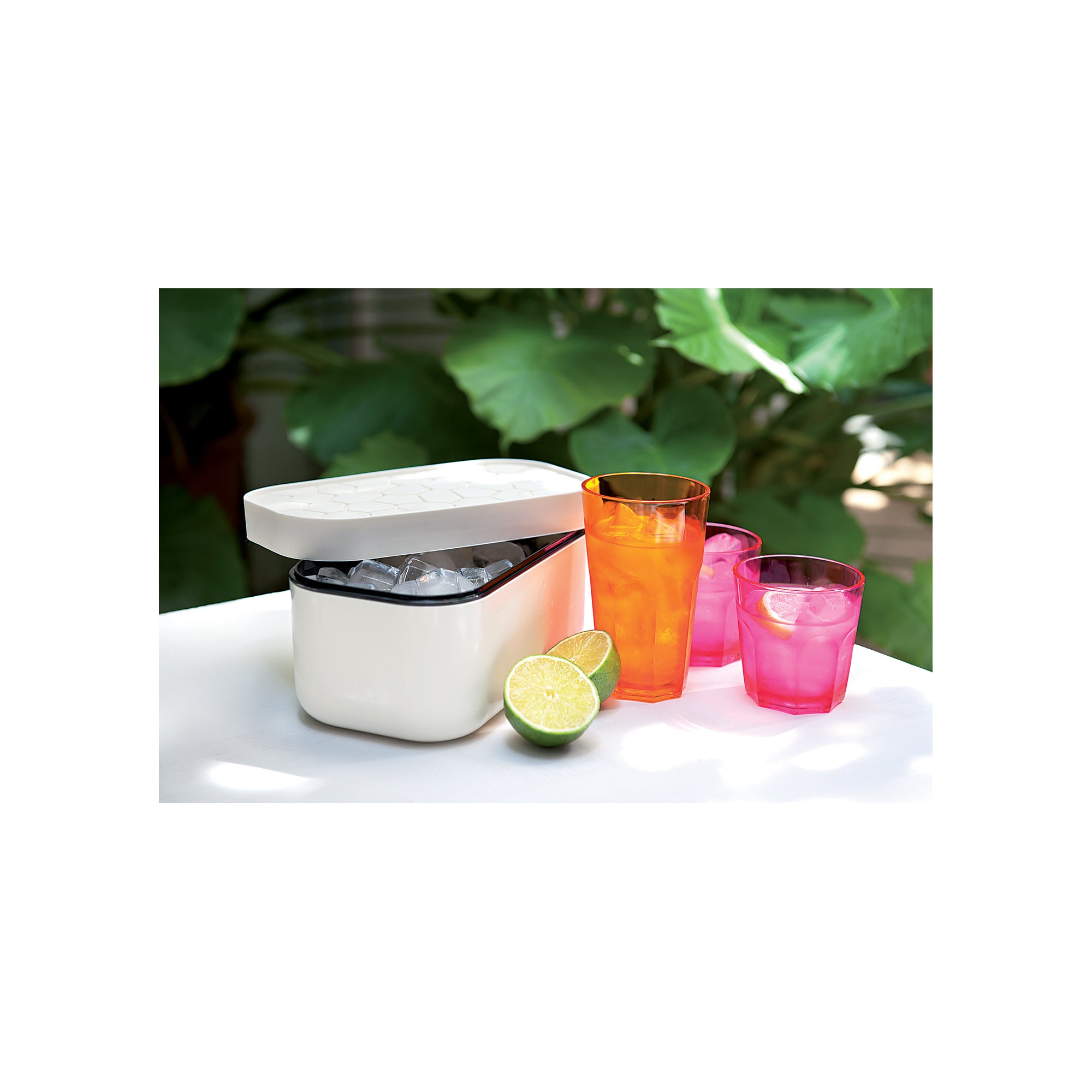 Portable Ice Cooler Box for Camping, Picnics & Outdoor Adventures - Insulated Cooler for Food & Drinks - Perfect for Beach, BBQ & Tailgating