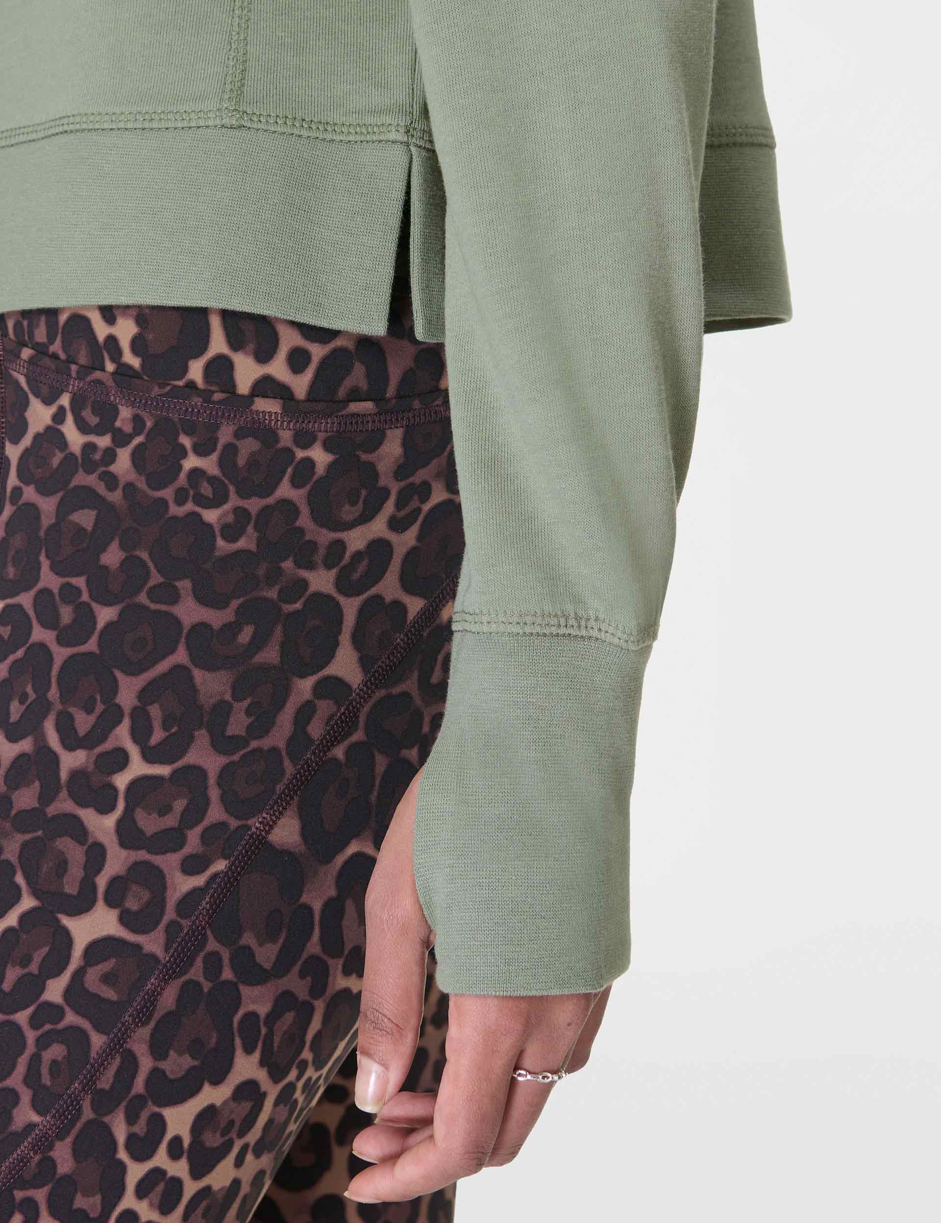 After Class Crop Sweatshirt for Women - Soft Comfortable Willow Green Pullover | Perfect for Casual Wear, Lounging & Street Style Fashion