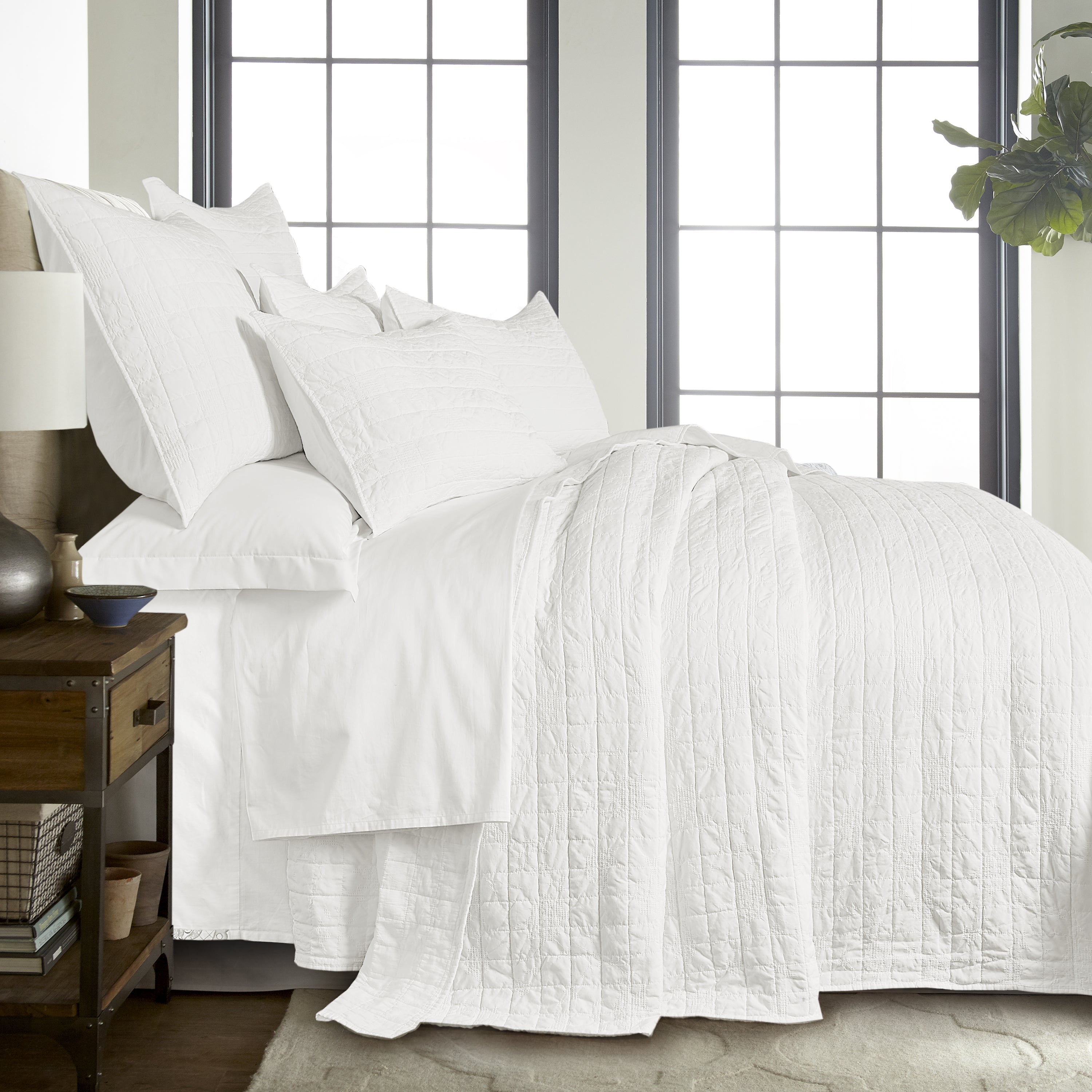 Bowie White Bedspread Set - Queen Size Luxury Cotton Bedding with Embroidered Design - Perfect for Master Bedroom, Guest Room & Cozy Home Decor