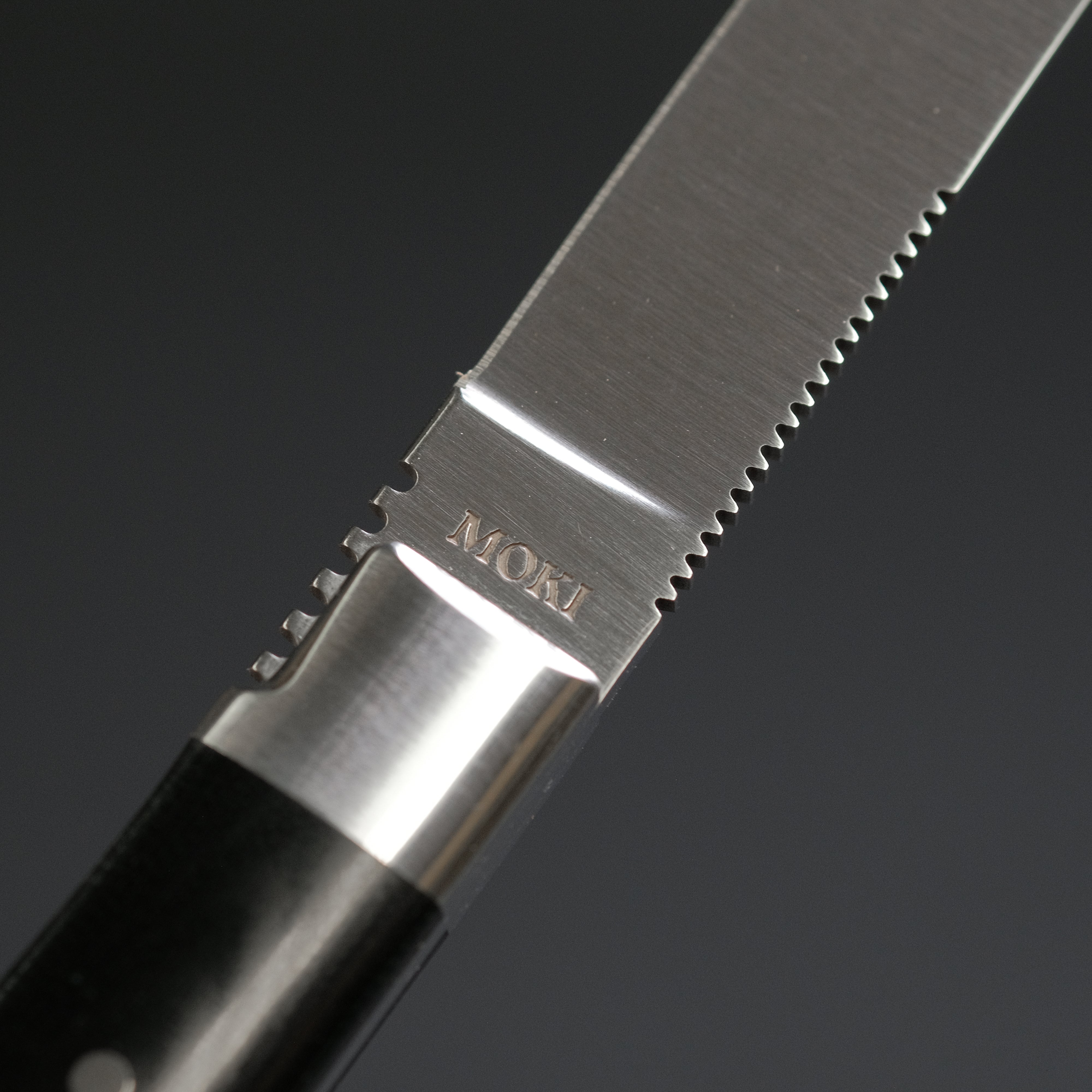 Premium MOKI Steak Knife Set - 100mm High-Carbon Stainless Steel Blades - Razor Sharp Kitchen Knives for Cutting Meat, Steak & BBQ - Perfect for Home Cooking, Restaurants & Outdoor Grilling