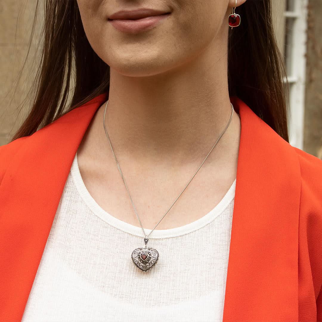 Stylish Silver Curb Chain Necklace for Women - Perfect for Everyday Wear, Layering & Special Occasions
