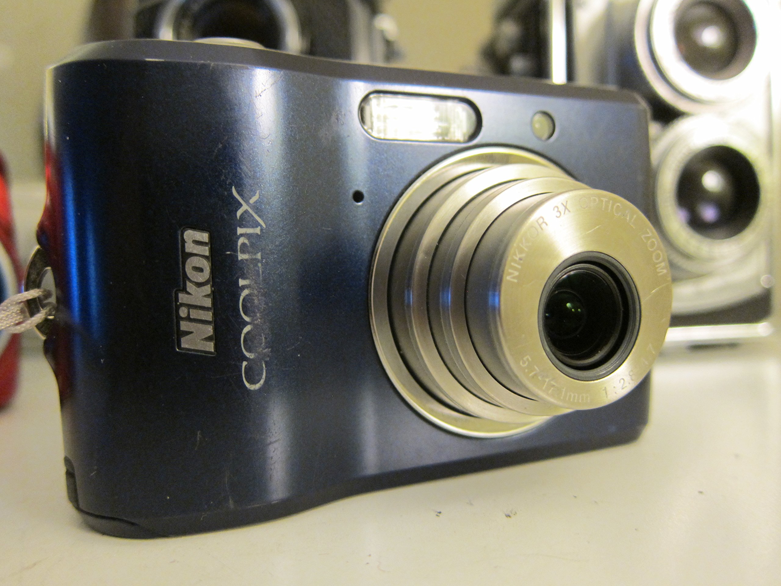 Nikon Coolpix L18 8MP Digital Camera with 3x Optical Zoom - Compact Point & Shoot Camera for Travel, Family Photos & Everyday Use (Navy Blue)