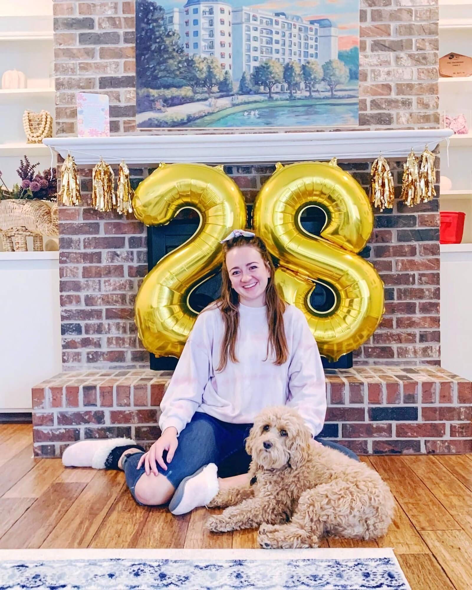 Lovoir 40 Inch Large Gold Number 3 Balloon - Extra Big Jumbo Mylar Foil Helium Balloons for Birthday Party Decorations, Graduation, Anniversary, Baby Shower & Engagement Photo Shoot - Perfect for Indoor/Outdoor Celebrations & Event Backdrops