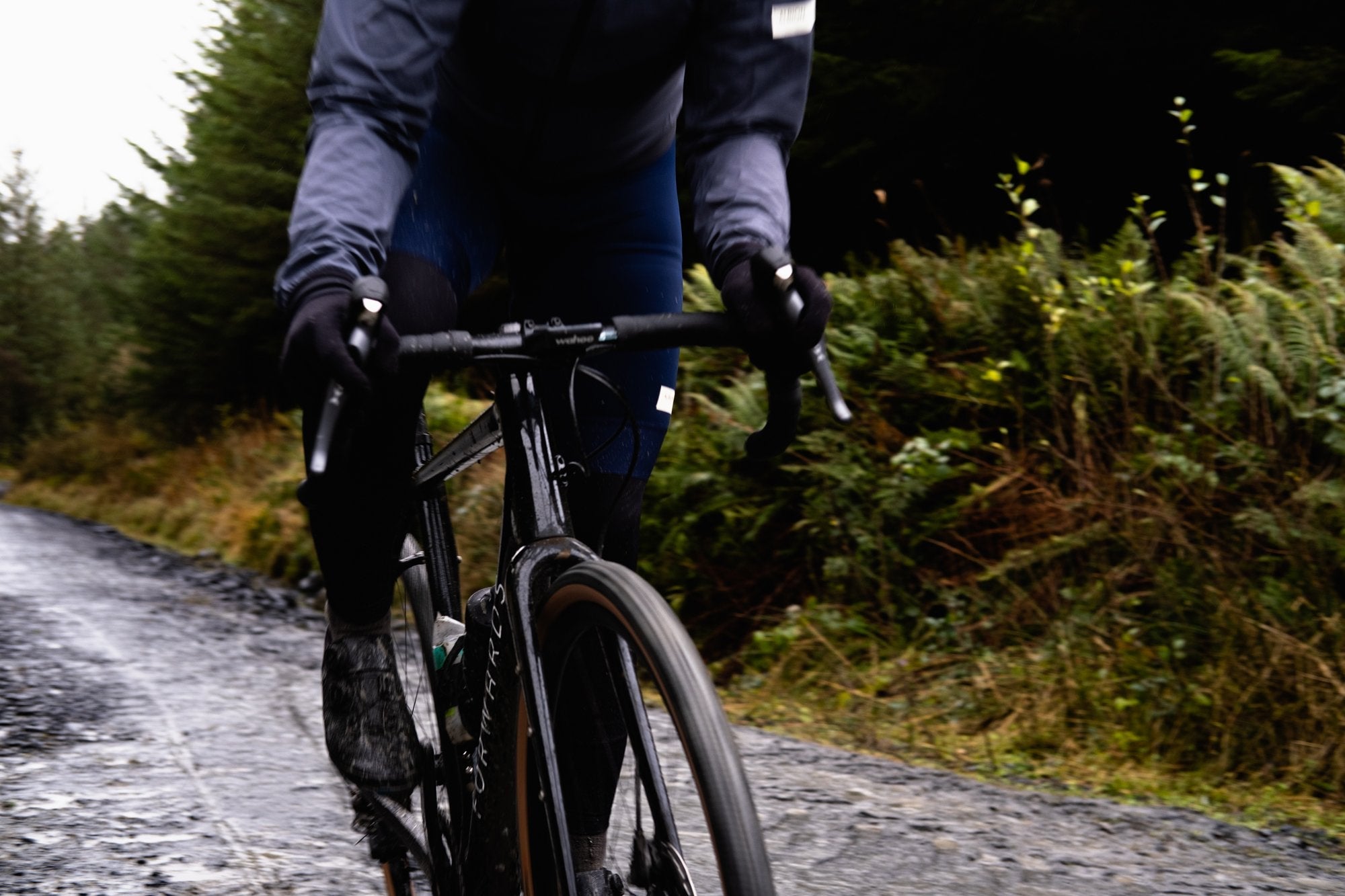 HUNT 4 Season Gravel Wheelset - Lightweight Carbon Bike Wheels for All-Terrain Cycling | Perfect for Adventure Riding, Commuting & Off-Road Trails