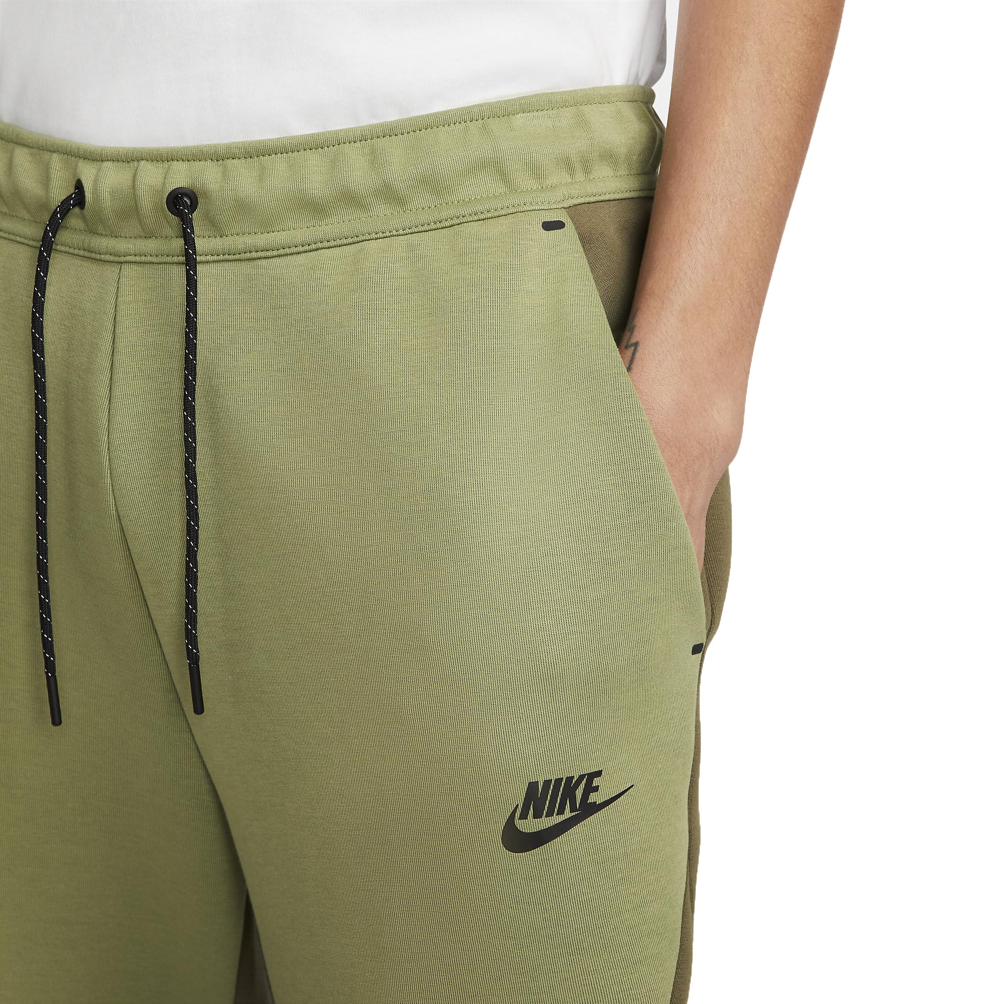 Nike Tech Fleece Men's Jogger Pants - Lightweight Athletic Sweatpants for Running, Gym & Lounge Wear