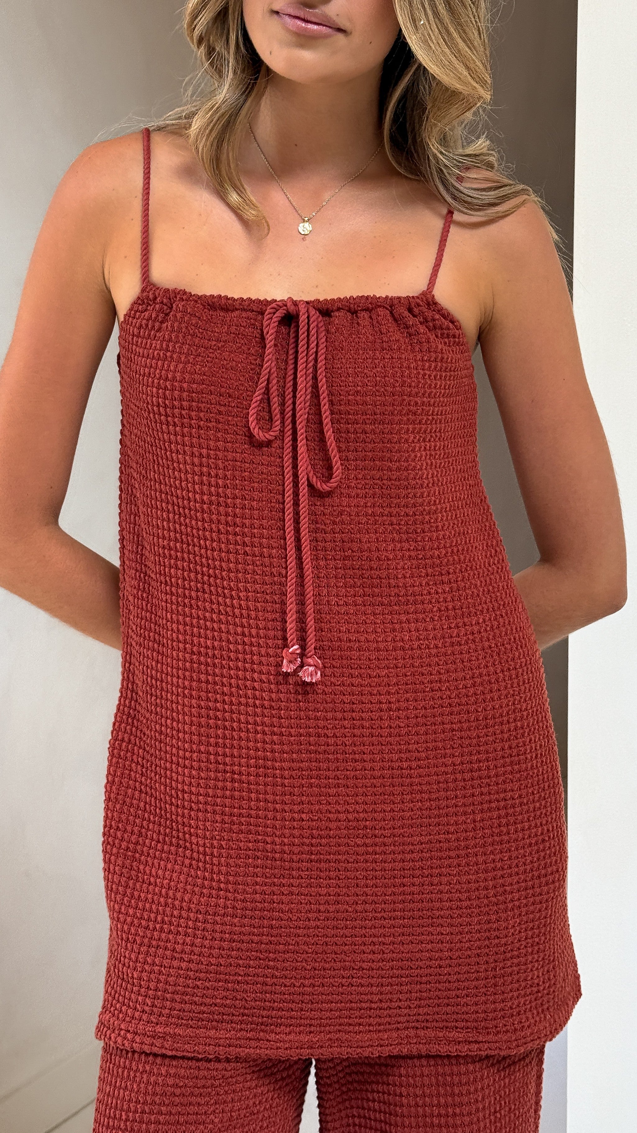 Catie Top Rust - Women's Fashion Blouse for Casual Wear, Office & Date Night Outfits | Trendy & Comfortable