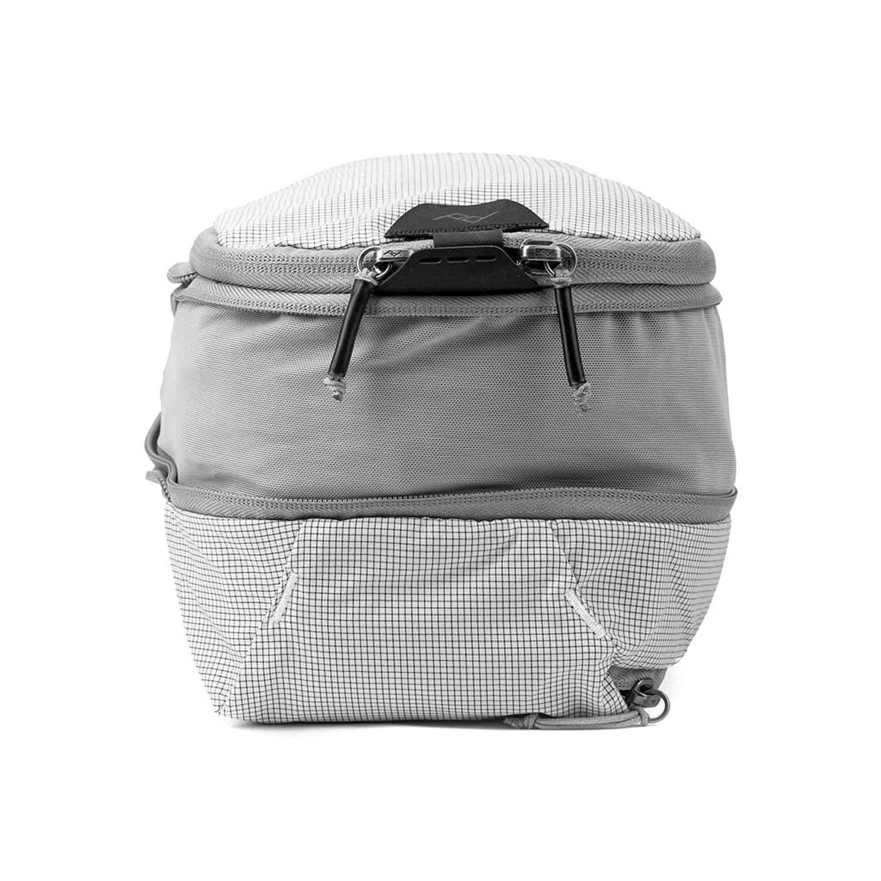 Peak Design Packing Cube Small - Lightweight Travel Organizer for Clothes & Accessories - Perfect for Suitcases, Backpacks & Carry-On Luggage