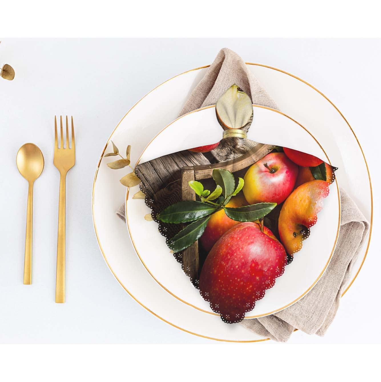 Premium Yibeas 18x18 Inch Red Apple Print Cloth Napkins Set of 4 with Wooden Gift Box - Elegant Kitchen Table Decor for Dinner Parties, Holiday Gatherings & Farmhouse Style Dining