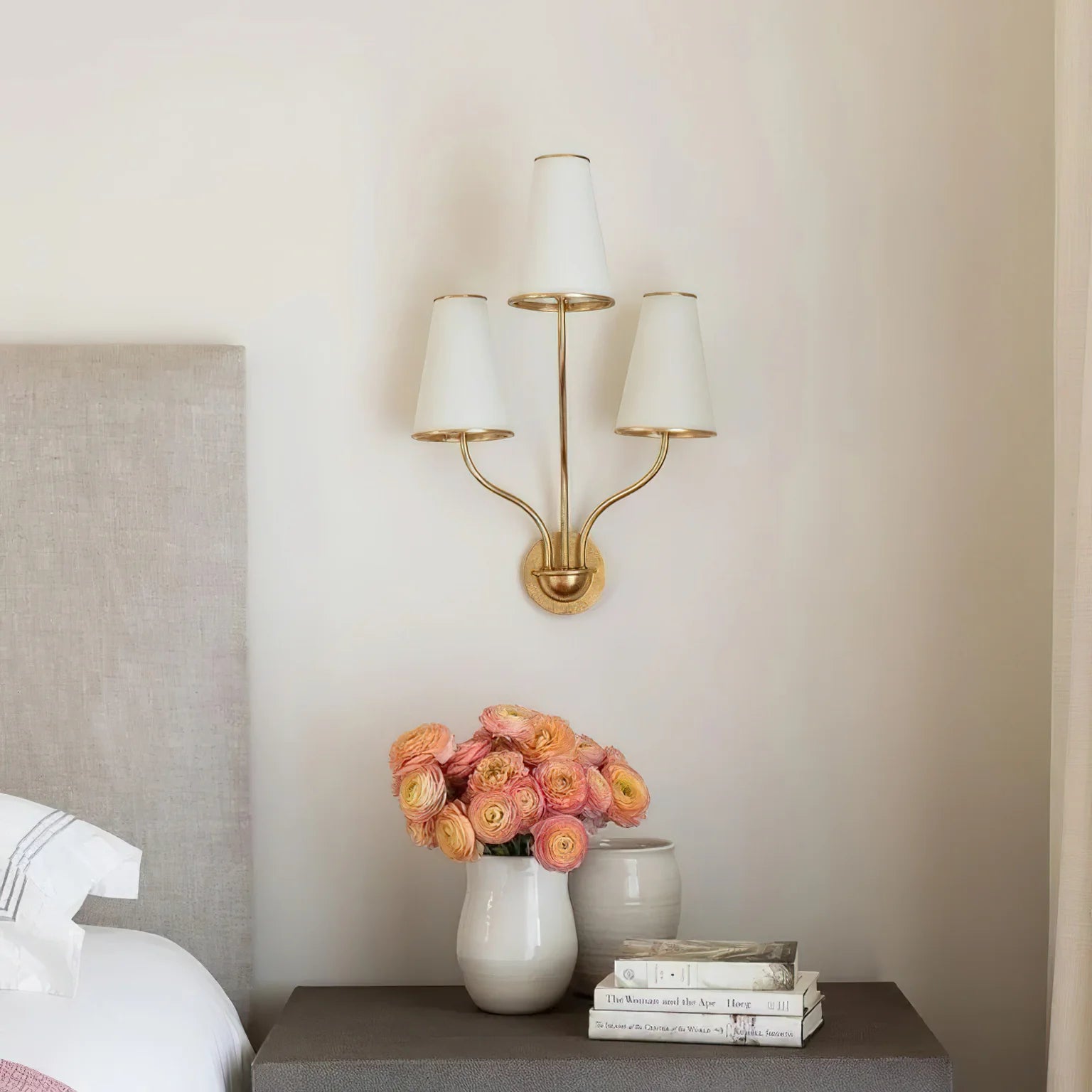Montreuil Wall Light - Modern LED Sconce for Bedroom & Living Room - Energy Efficient Indoor Lighting Fixture - Perfect for Home Decor, Hallway, and Staircase