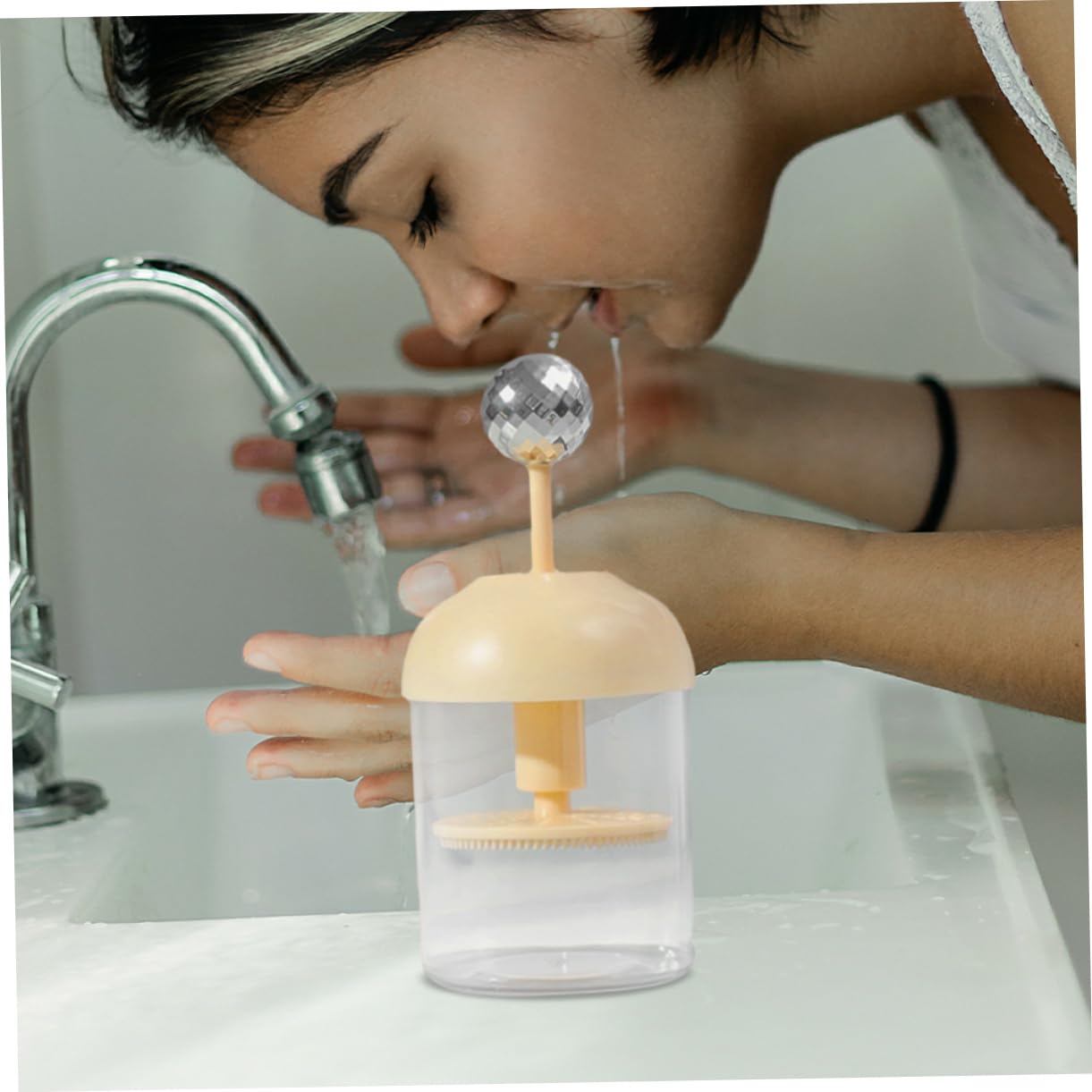 FOMIYES Facial Cleansing Foam Maker - Reusable Bubble Skin Care Device for Face Wash & Body Wash | Gentle Exfoliating & Deep Cleansing | Perfect for Daily Skincare Routine & Spa Treatments