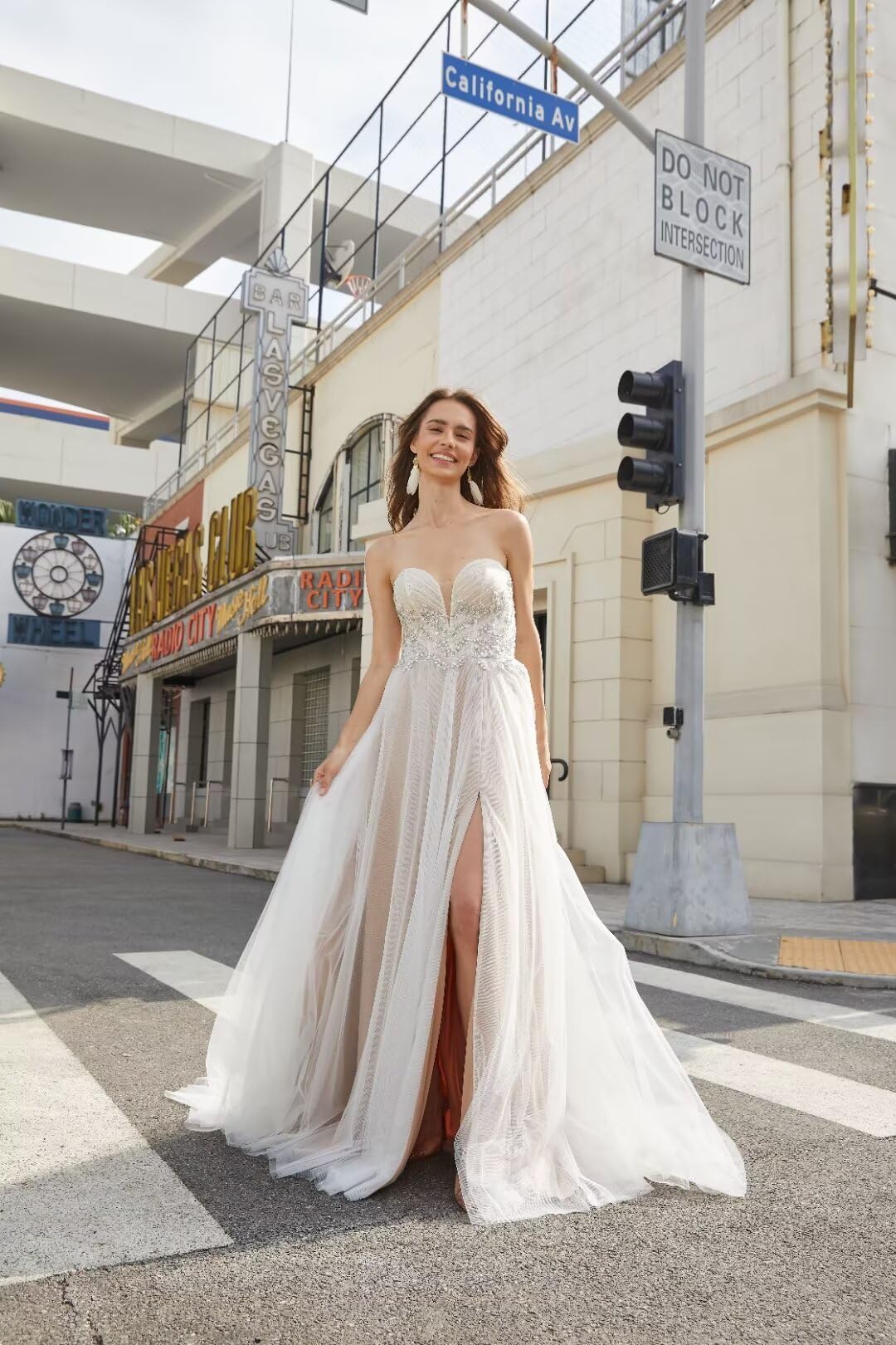Strapless Tulle Appliques Ball Gown Wedding Dress for Bride - Elegant Long Formal Bridal Gown for Women | Perfect for Church Ceremony, Beach Wedding & Evening Reception