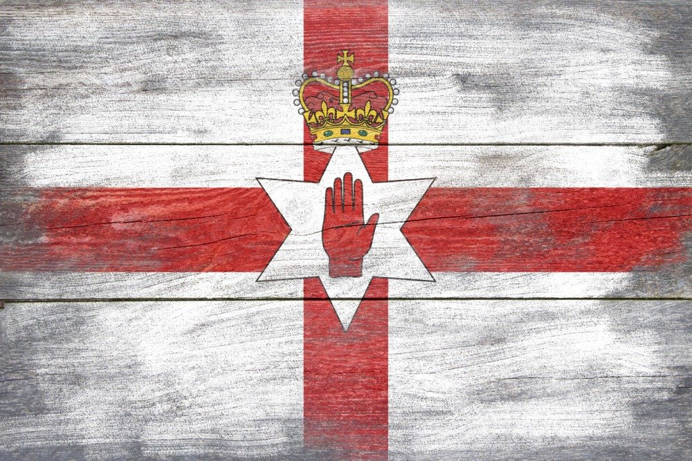 Rustic Northern Ireland Country Flag - 16x24 Inch Wrapped Canvas Wall Art, Home & Office Decor - Perfect for St. Patrick's Day, Irish Pub, or Celtic-Themed Room Decor
