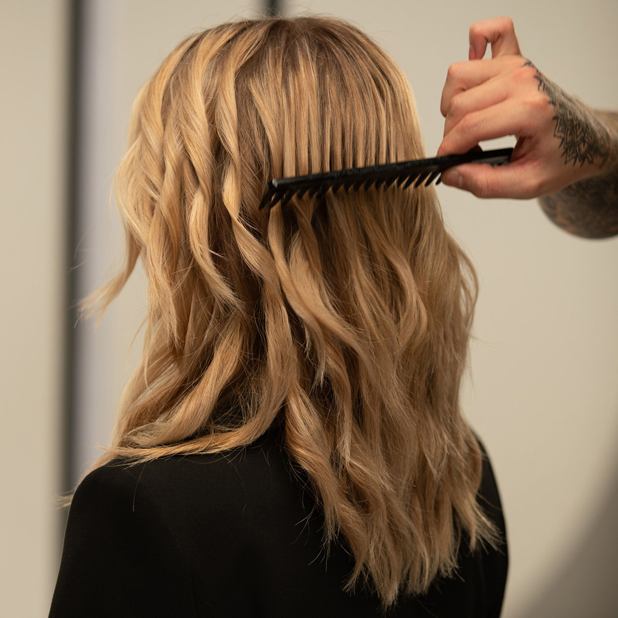 GHD Professional Detangling Comb for Smooth & Tangle-Free Hair – Perfect for Styling, Blowouts & Daily Hair Care
