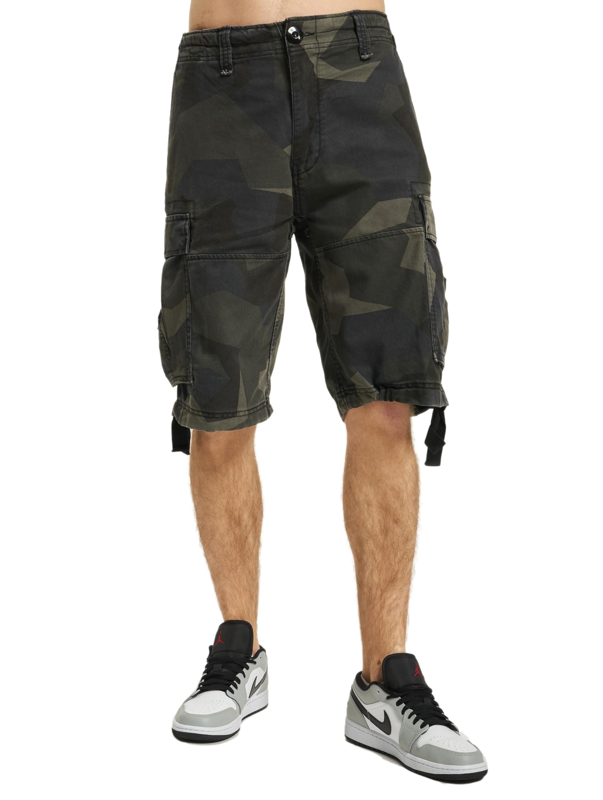 Vintage Classic Olive Shorts for Men - Retro Casual Cargo Shorts with Pockets | Perfect for Summer, Travel, and Outdoor Adventures